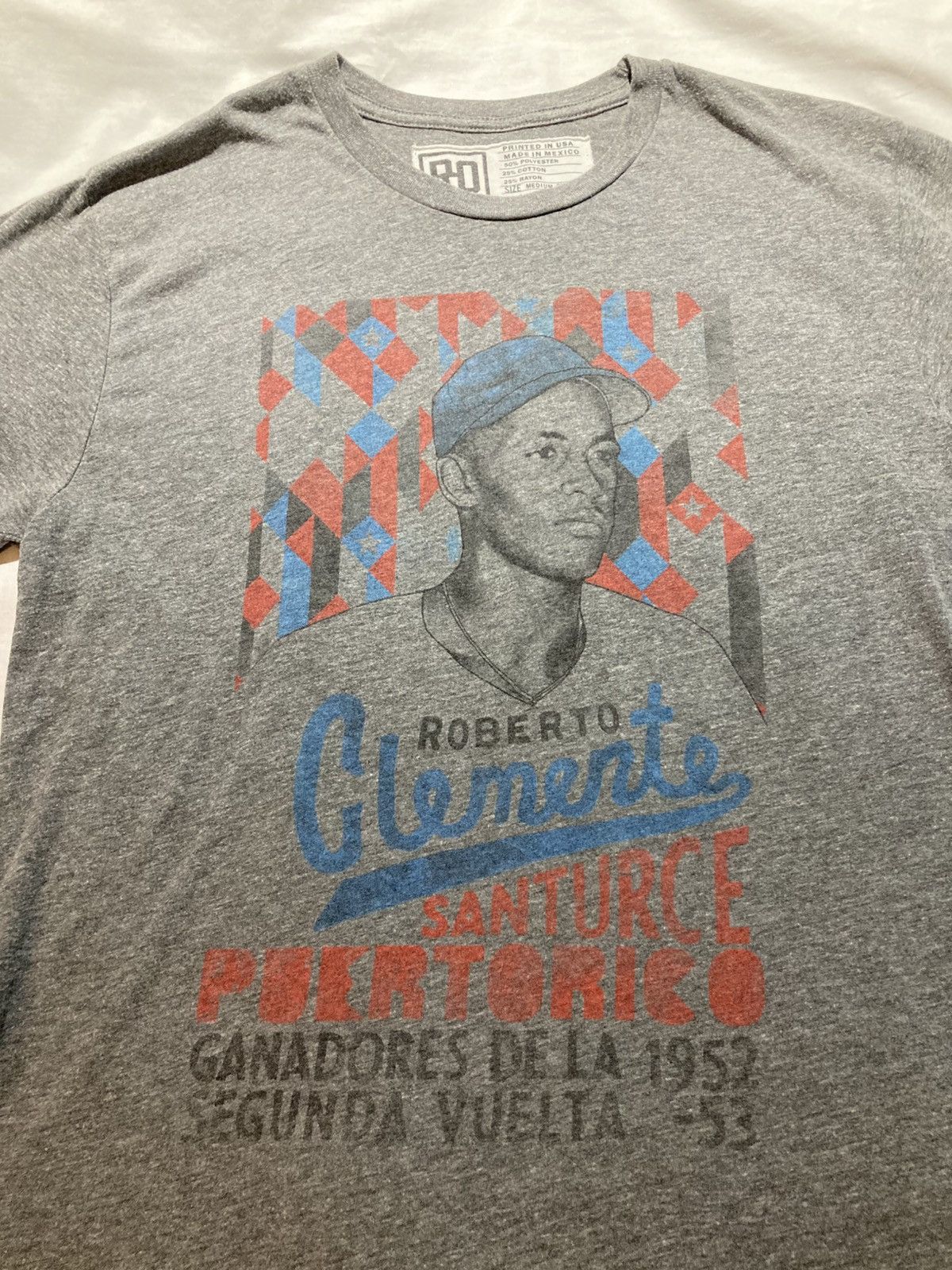 Roots Of Flight Roots of Fight Roberto Clemente T-shirt, size medium Size US M / EU 48-50 / 2 - 2 Thumbnail