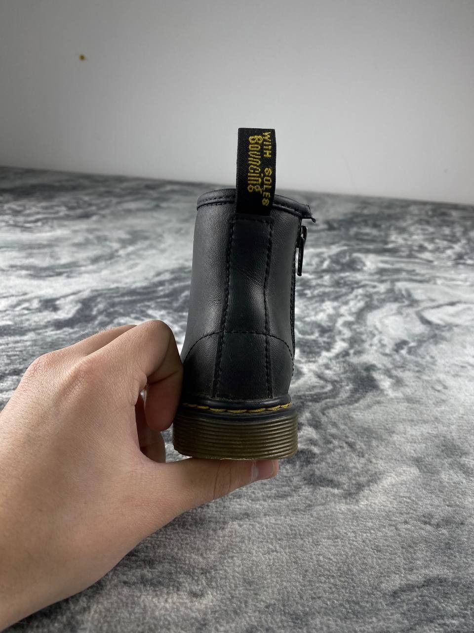 Dr. Martens Dr Martens Junior 1460 Softy T Leather Boots Size 24 Black Size US 5 / EU 37 - 9 Thumbnail