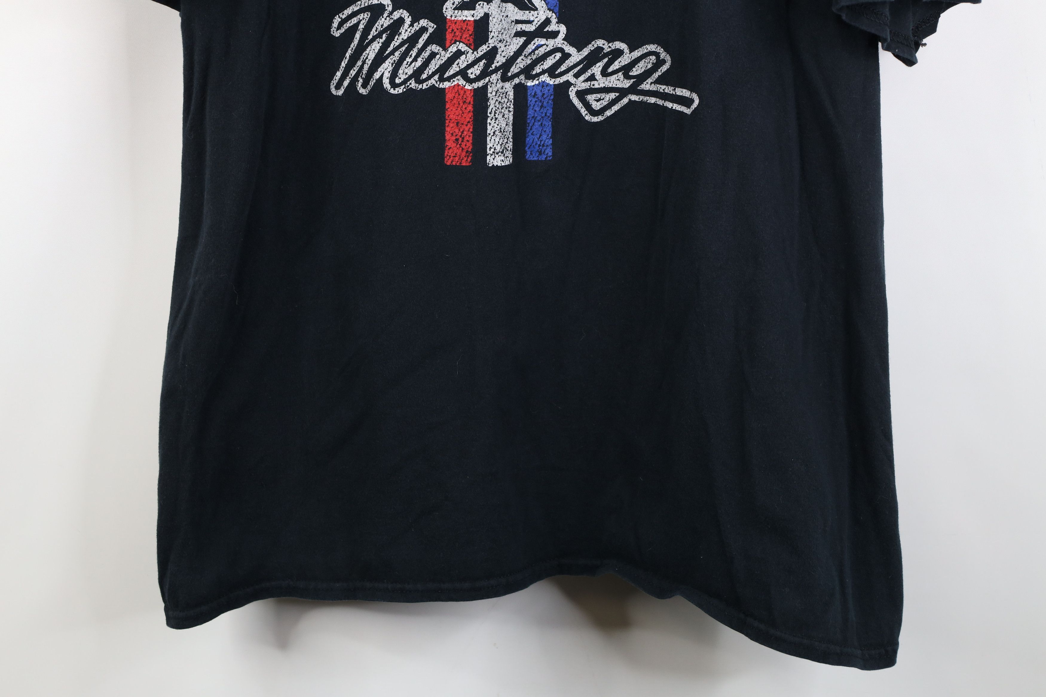 Vintage Vintage Y2K Ford Motor Co Spell Mustang Muscle Car T-Shirt Size US XXL / EU 58 / 5 - 3 Thumbnail