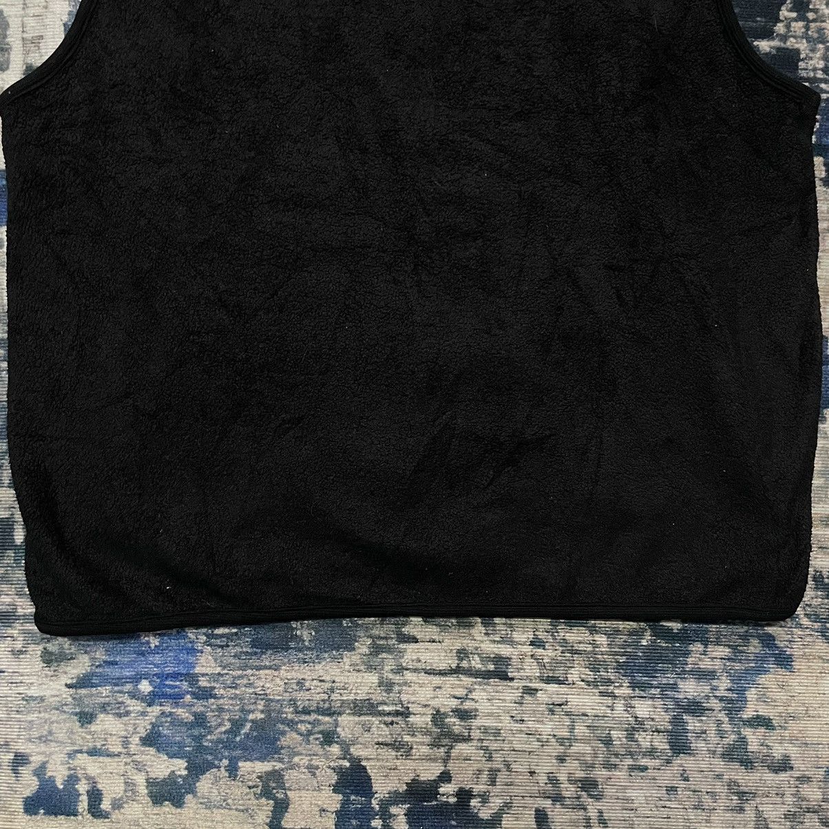 Uniqlo Vintage Uniqlo Fleece Black Vest Zipper Size US M / EU 48-50 / 2 - 11 Thumbnail