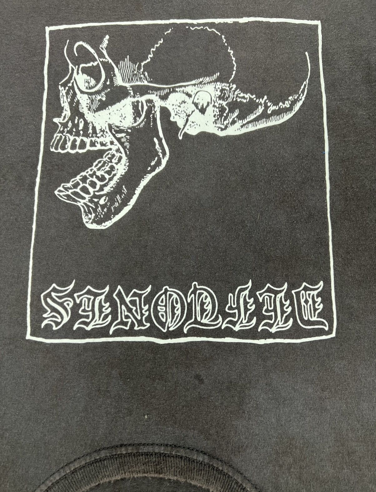 Band Tees Vintage Deftones Tee Size US XL / EU 56 / 4 - 4 Thumbnail