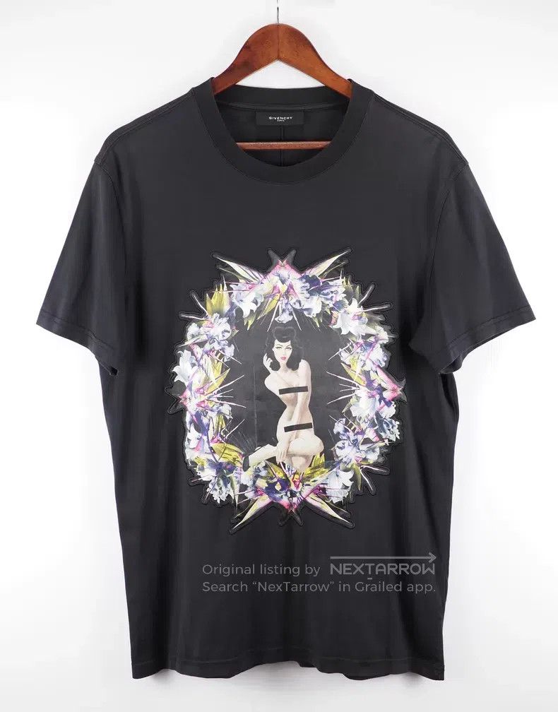 Givenchy Givenchy Black wreath nude woman short-sleeve Size L / US 10 / IT 46 - 1 Thumbnail