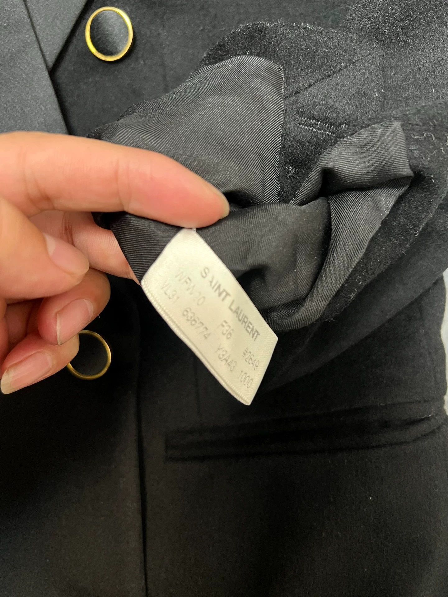 Saint Laurent Paris Authentic Saint Laurent double-breasted cashmere blazer Size S / US 4 / IT 40 - 6 Thumbnail