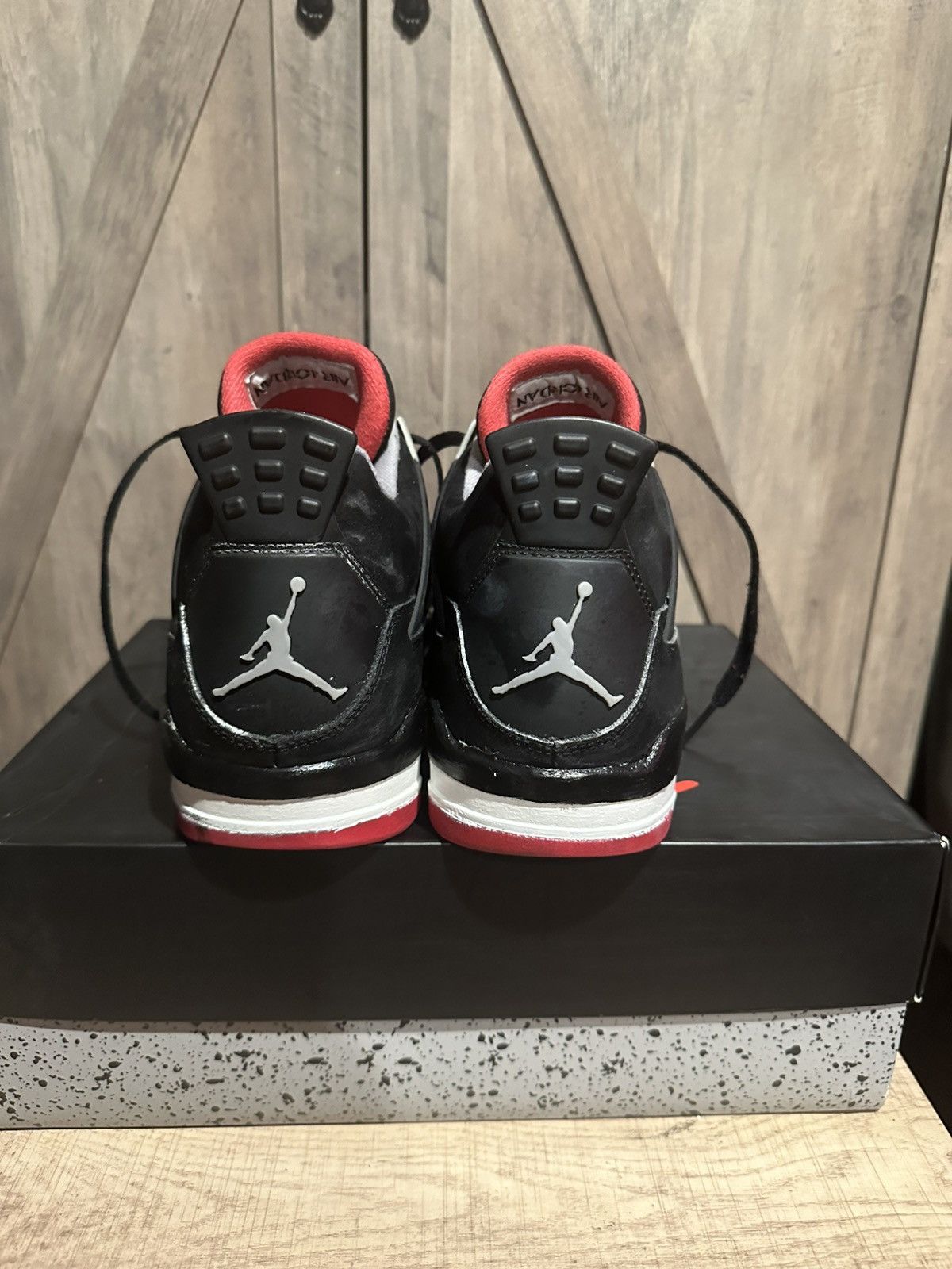 Jordan Brand × Nike 2012 Jordan 4 bred Size US 10.5 / EU 43-44 - 4 Thumbnail