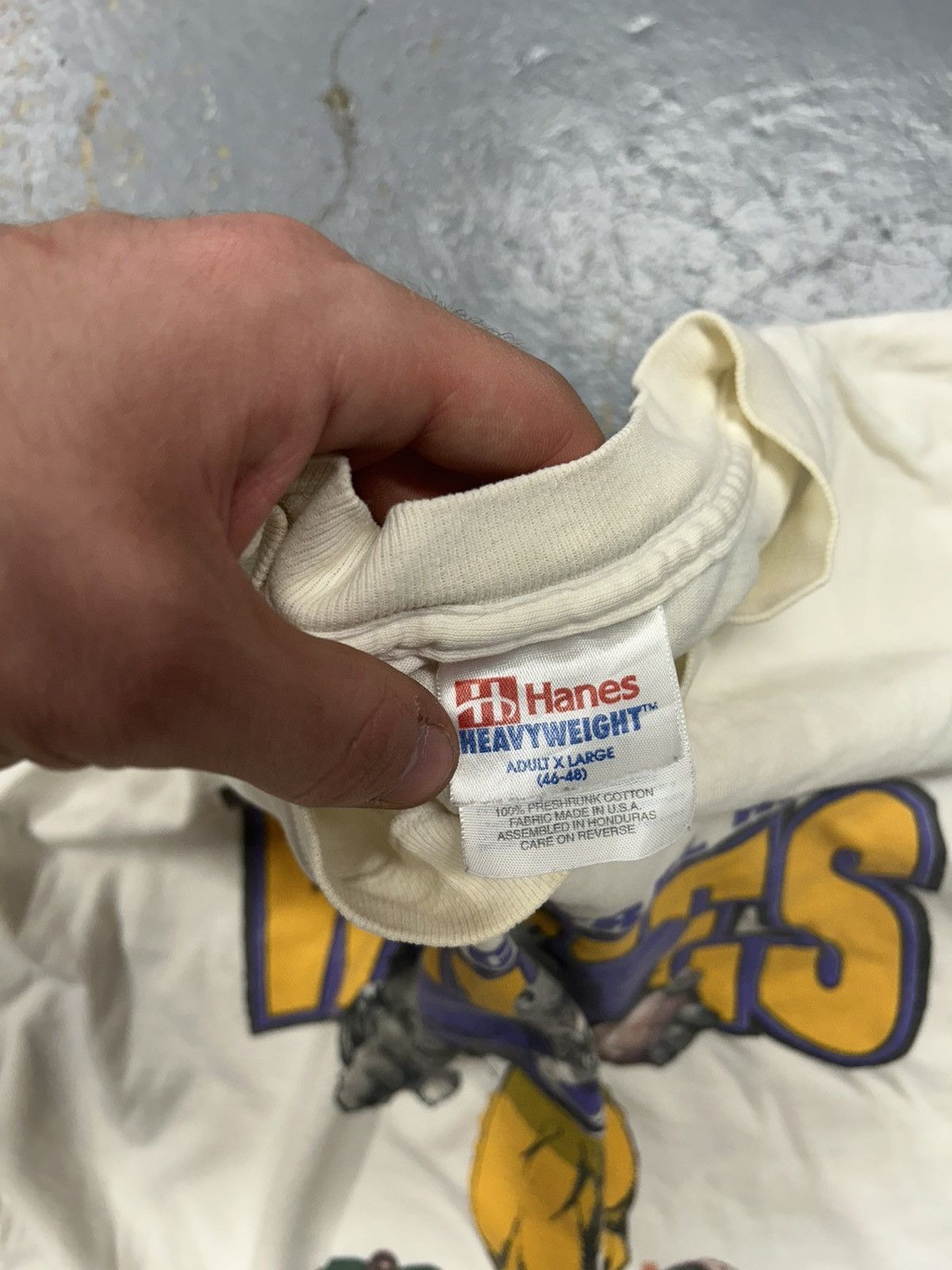 Vintage Crazy Vintage Y2K Essential White Football Sports Tee Shirt Size US XL / EU 56 / 4 - 3 Thumbnail