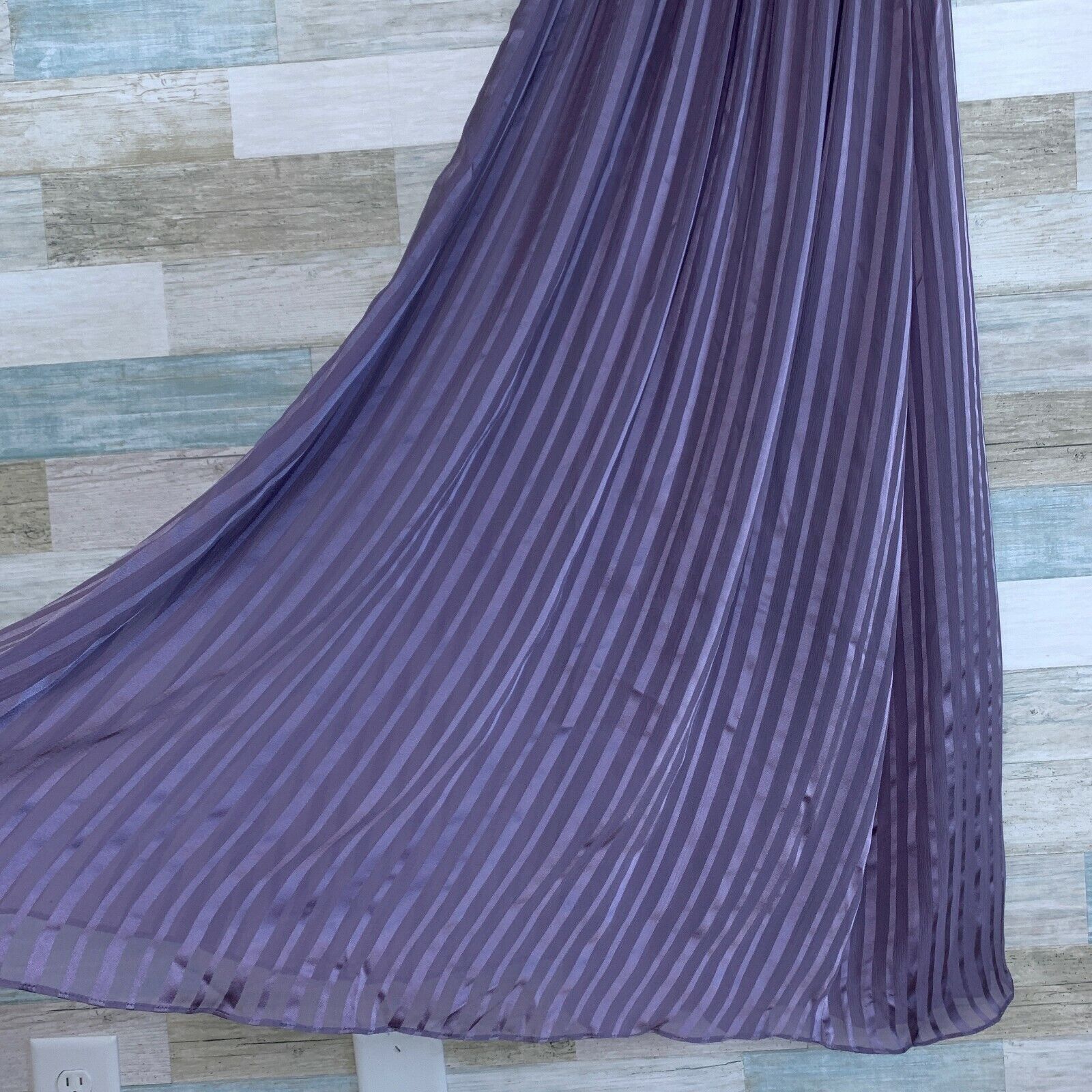 Bcbgmaxazria BCBGMaxazria Pure Silk Alicia Bridesmaid Gown Purple 0 2 Size XS / US 0-2 / IT 36-38 - 4 Thumbnail