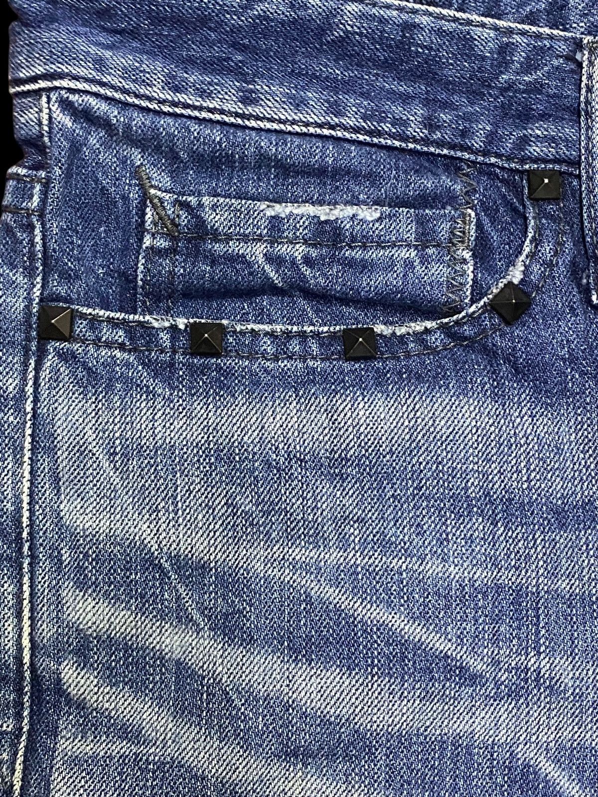 Fragment Design × Vanquish Vintage Vanquish Japan Blue Wash Avantgarde Distressed Jeans Size US 33 - 15 Thumbnail