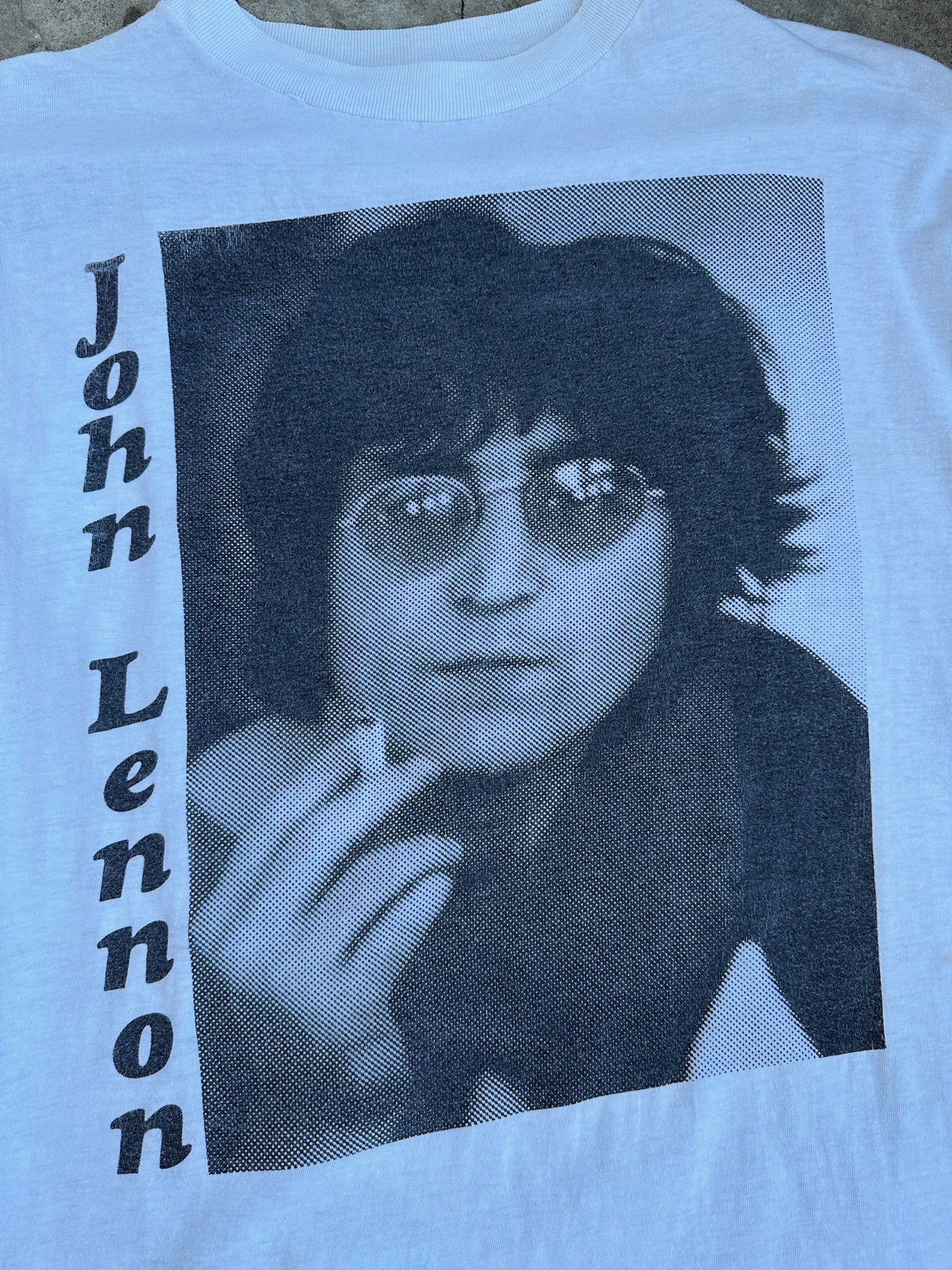 Band Tees Vintage 90s John Lennon tee big face tshirt Size US XL / EU 56 / 4 - 4 Thumbnail