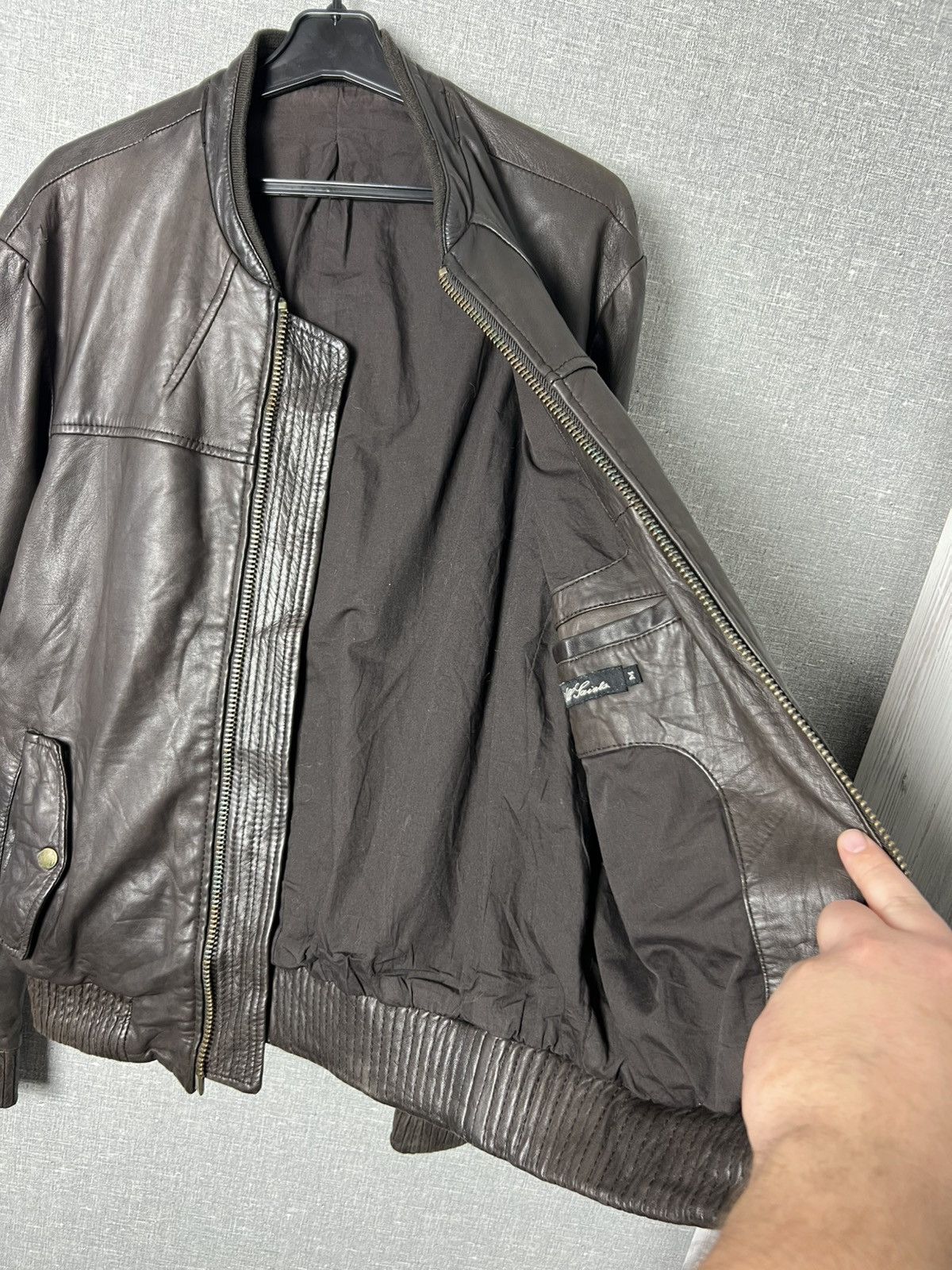 Allsaints Vintage AllSaints Leather Brown Bomber Jacket Men’s Size M Size US M / EU 48-50 / 2 - 20 Thumbnail