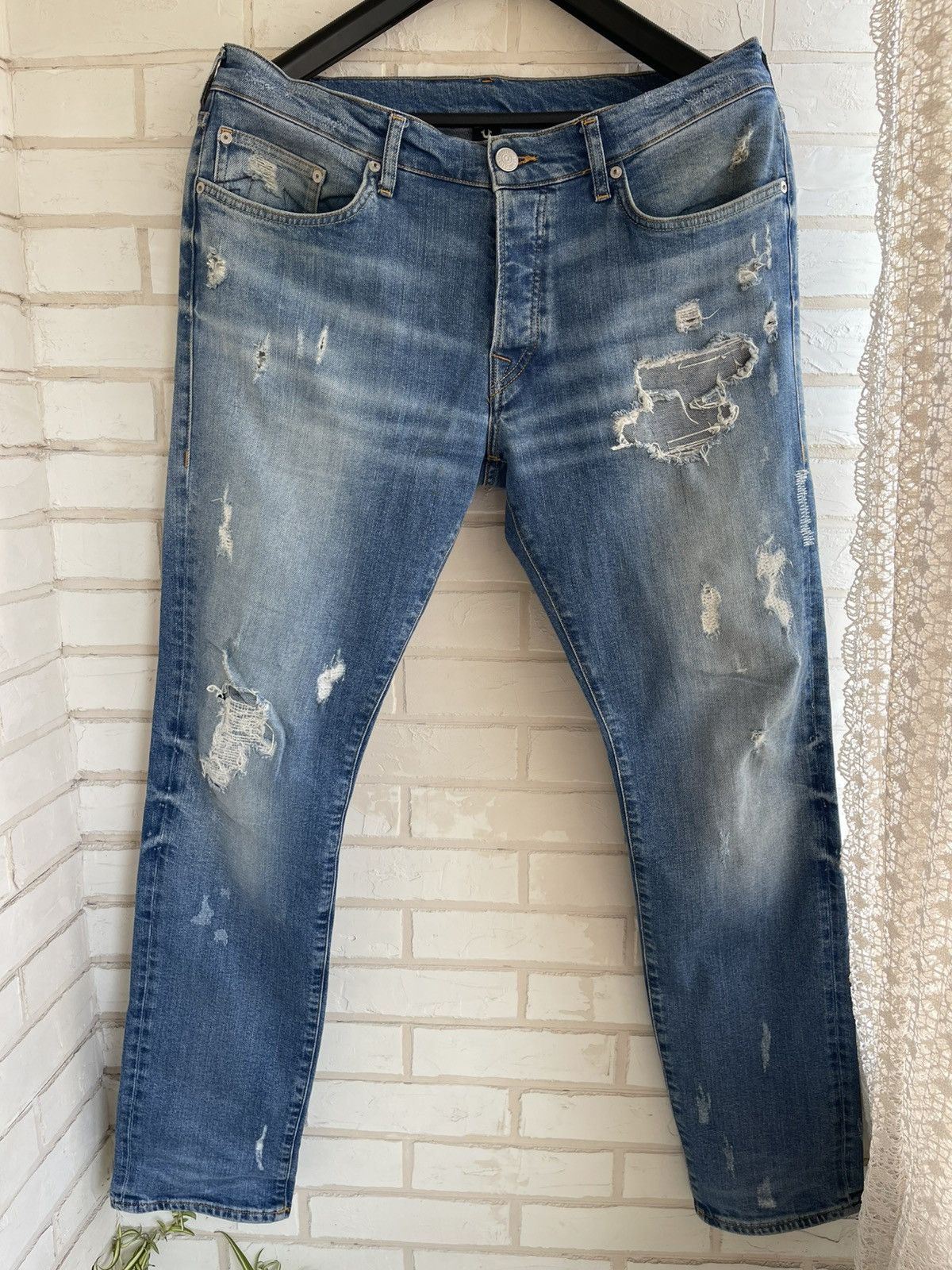 True Religion True Religion Rocco relaxed skinny jeans Size US 36 / EU 52 - 1 Thumbnail