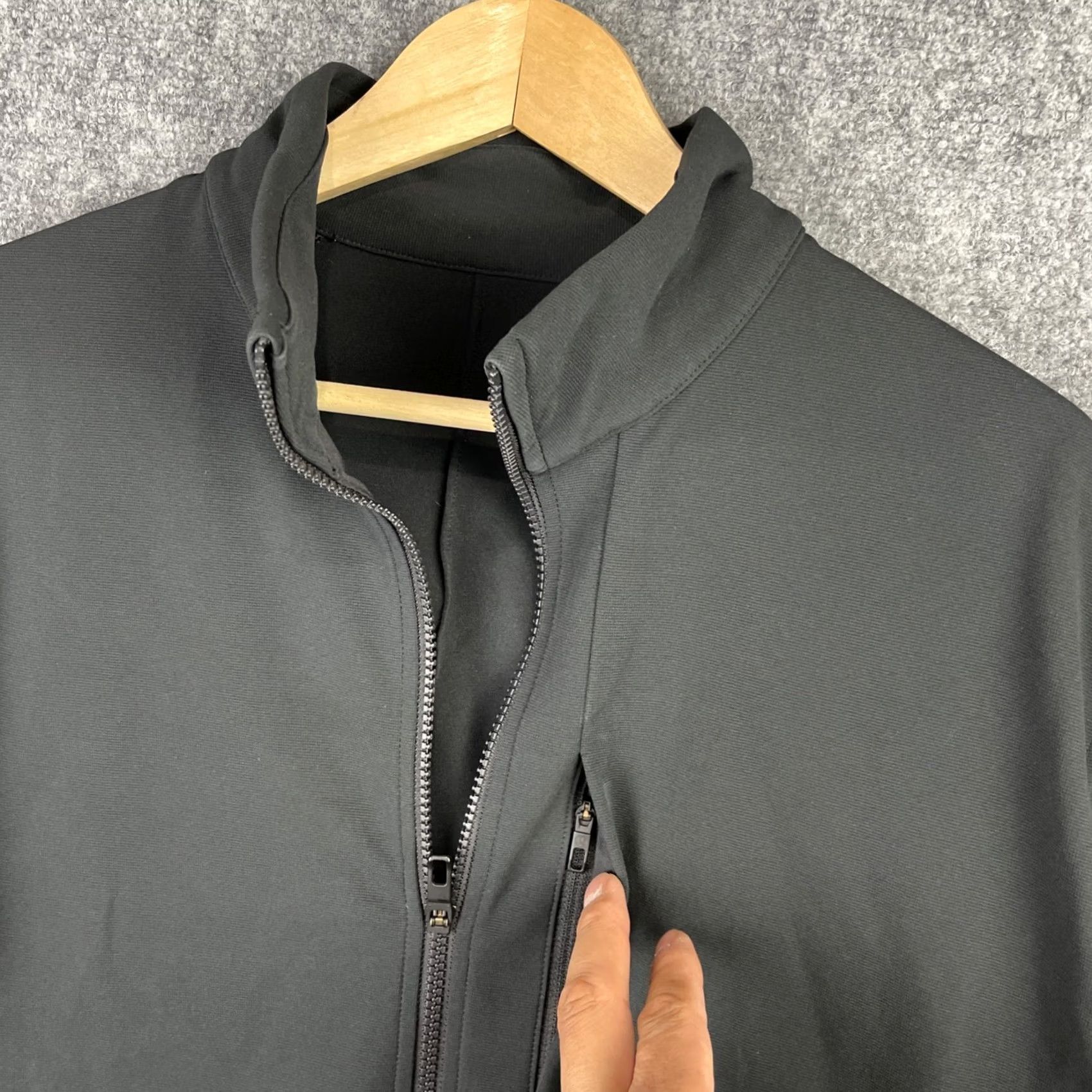 Lululemon Lululemon Sojourn Jacket Mens 2XL Black Performance Stretch Full Zip Active Shirt Size US XXL / EU 58 / 5 - 4 Thumbnail