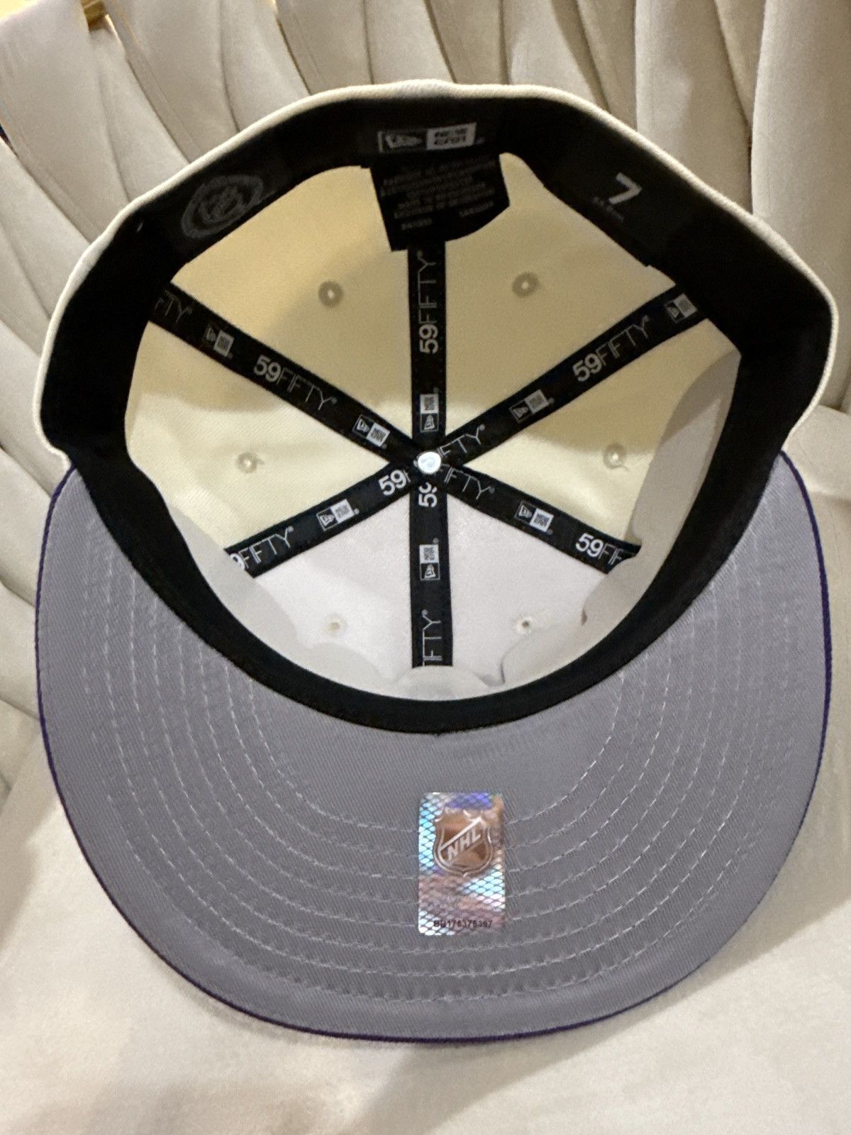 New Era 59Fifty Chicago Blackhawks “Hockey Fights Cancer” 7 Size ONE SIZE - 1 Thumbnail