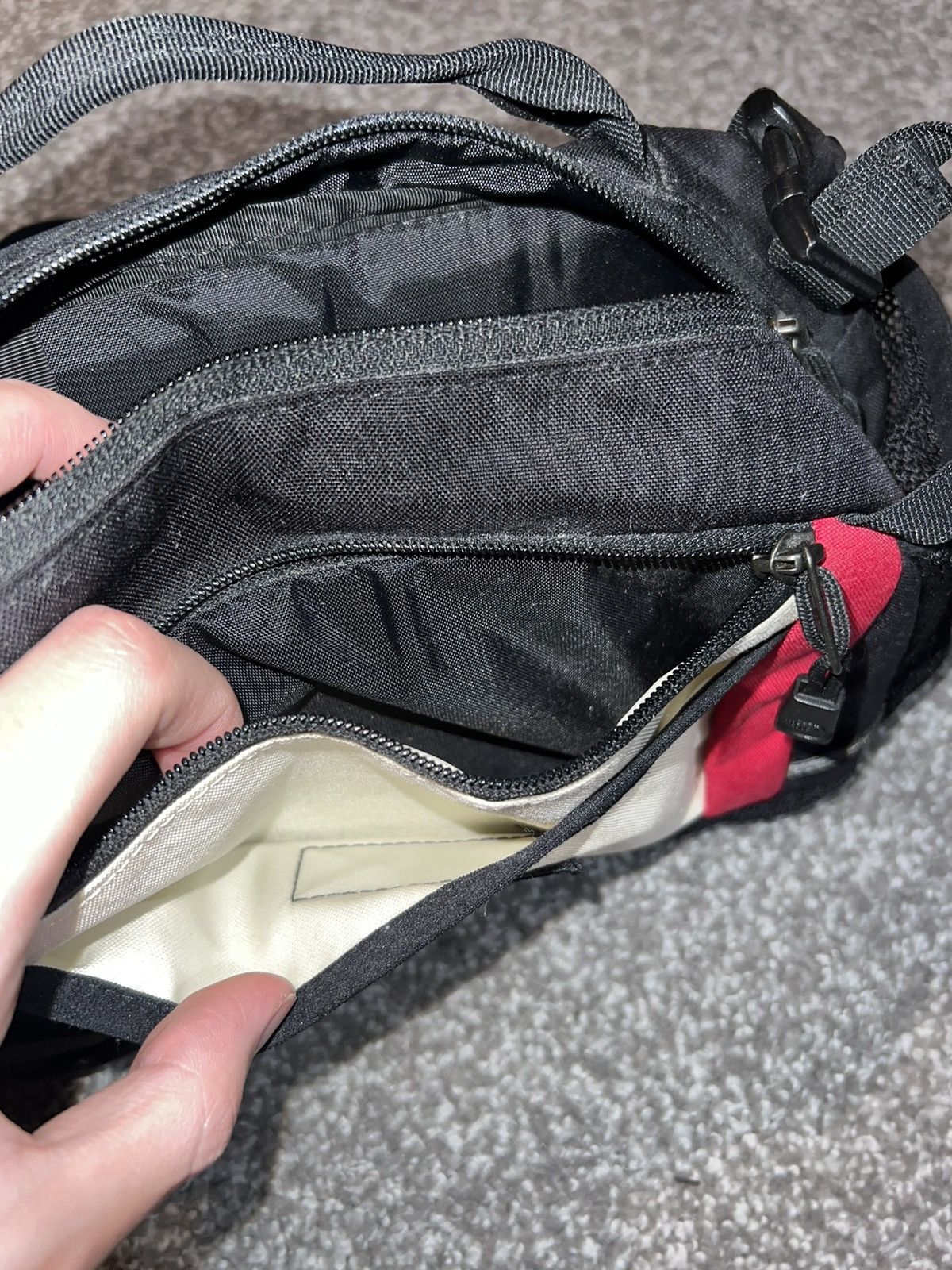 Supreme × The North Face Supreme the north face expedition waist bag Size ONE SIZE - 4 Thumbnail
