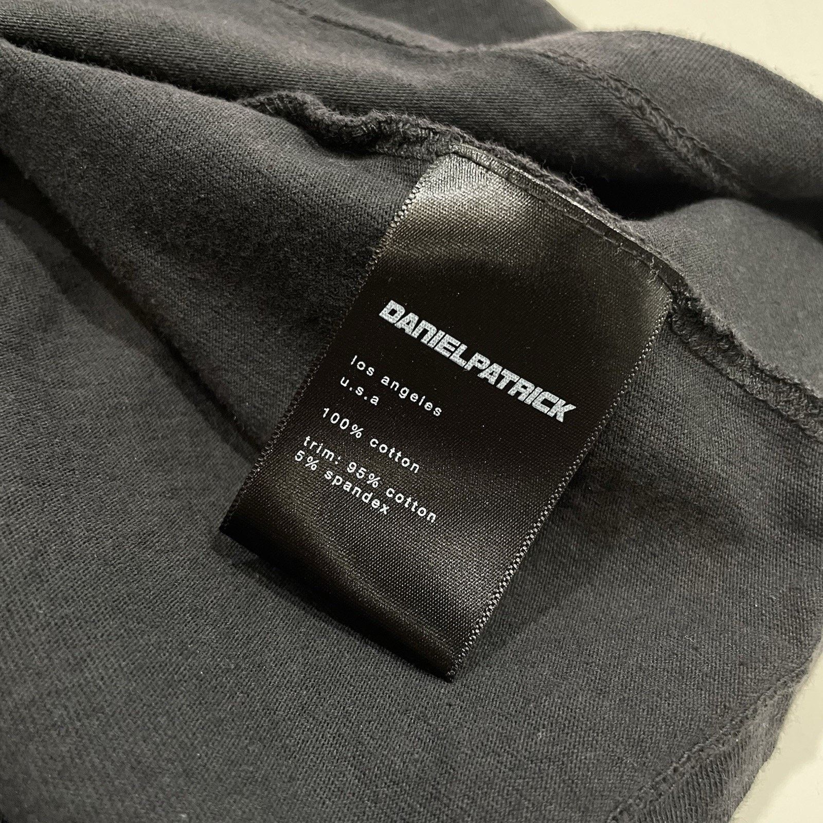 Daniel Andresen Daniel Patrick Men’s LA Designer Black Shirt Vneck Crosscut Size US L / EU 52-54 / 3 - 5 Thumbnail