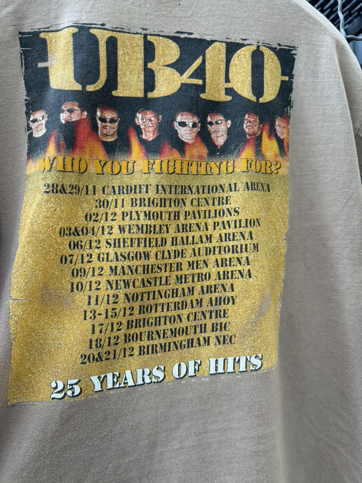 Band Tees × Vintage Vintage UB40 Tour T Shirt Rock Band Y2K Tee Size US M / EU 48-50 / 2 - 11 Thumbnail