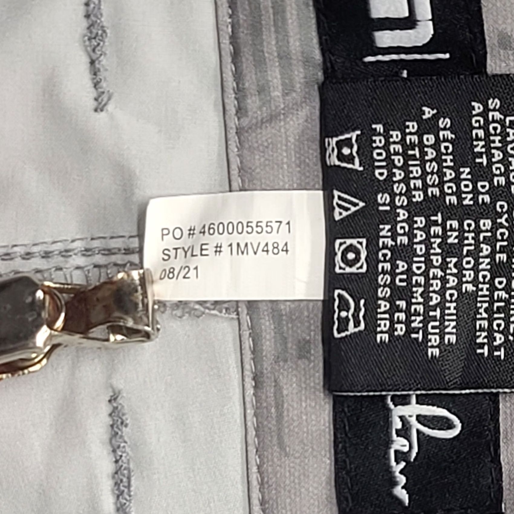 TravisMathew Travis Mathew Shorts Mens 36 Regular Fit Golf Performance Atlantic Ocean Floral Chino Moisture Wicking Pockets Stretch Gray Size US 36 / EU 52 - 3 Thumbnail