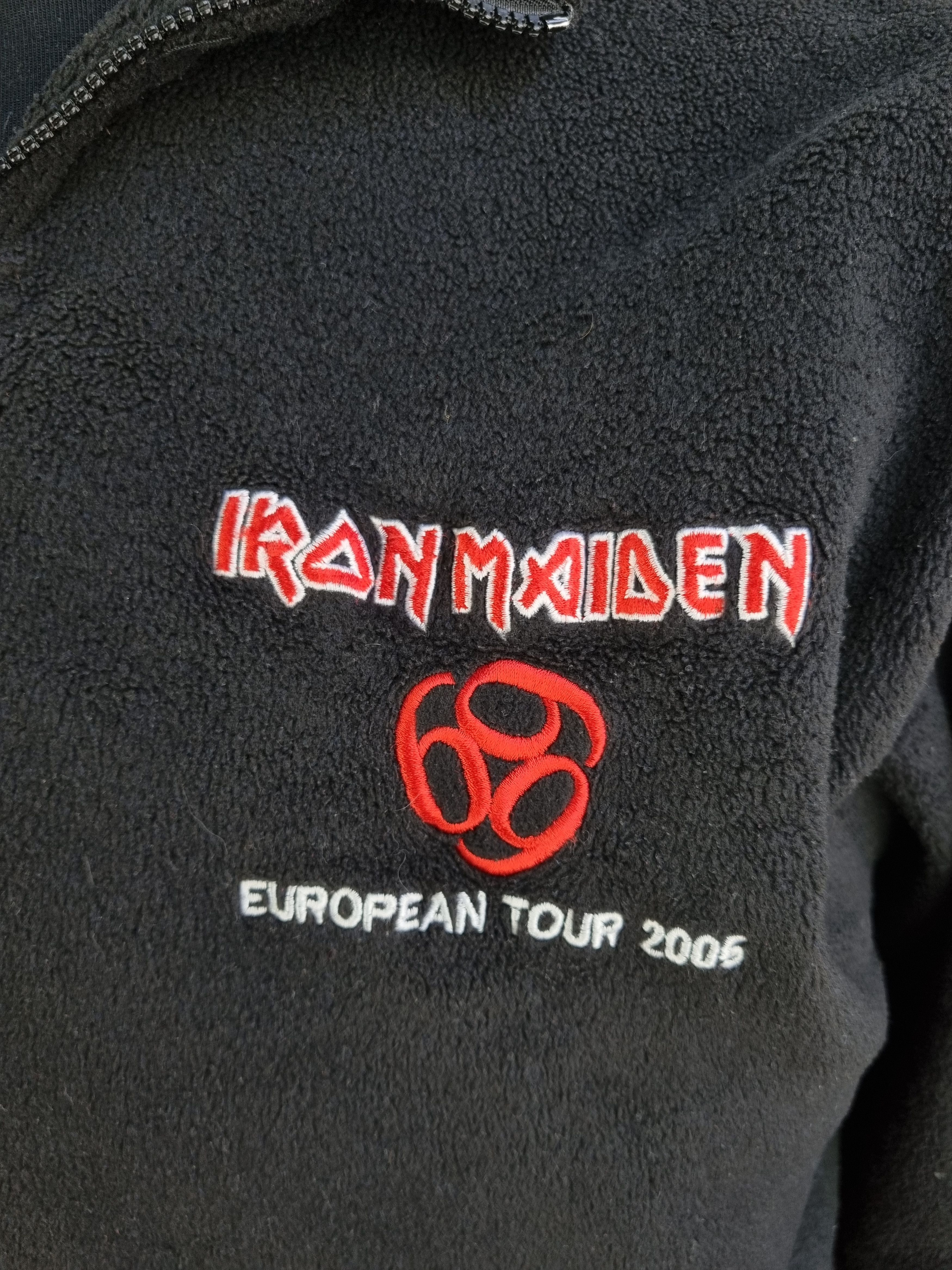 Band Tees × Iron Maiden × Vintage 2005 Vintage Iron Maiden European Tour Fleece Anorak Size US L / EU 52-54 / 3 - 3 Thumbnail