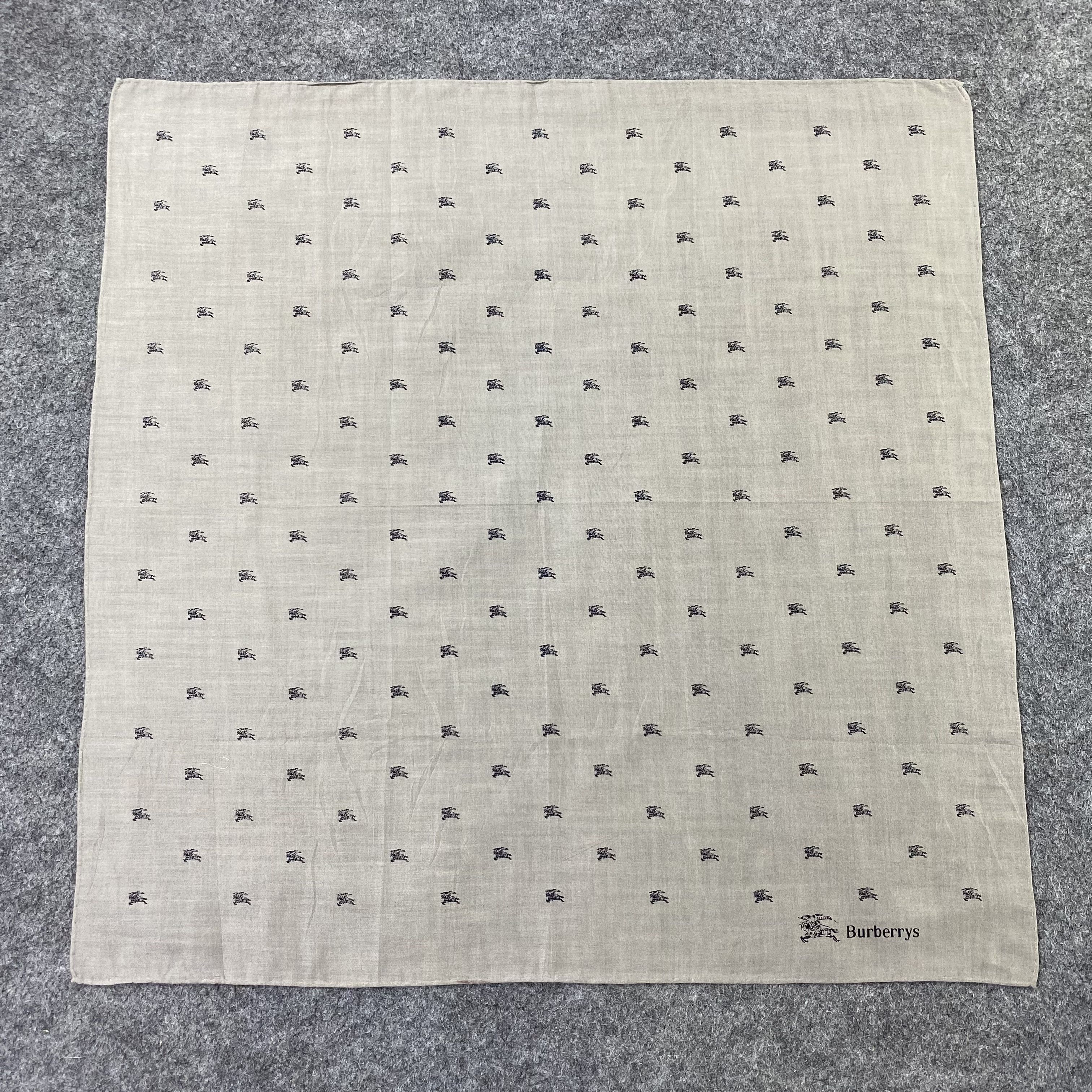 Burberry Vintage Burberrys Handkerchief / Bandana / Neckerchief-B2139 Size ONE SIZE - 3 Thumbnail