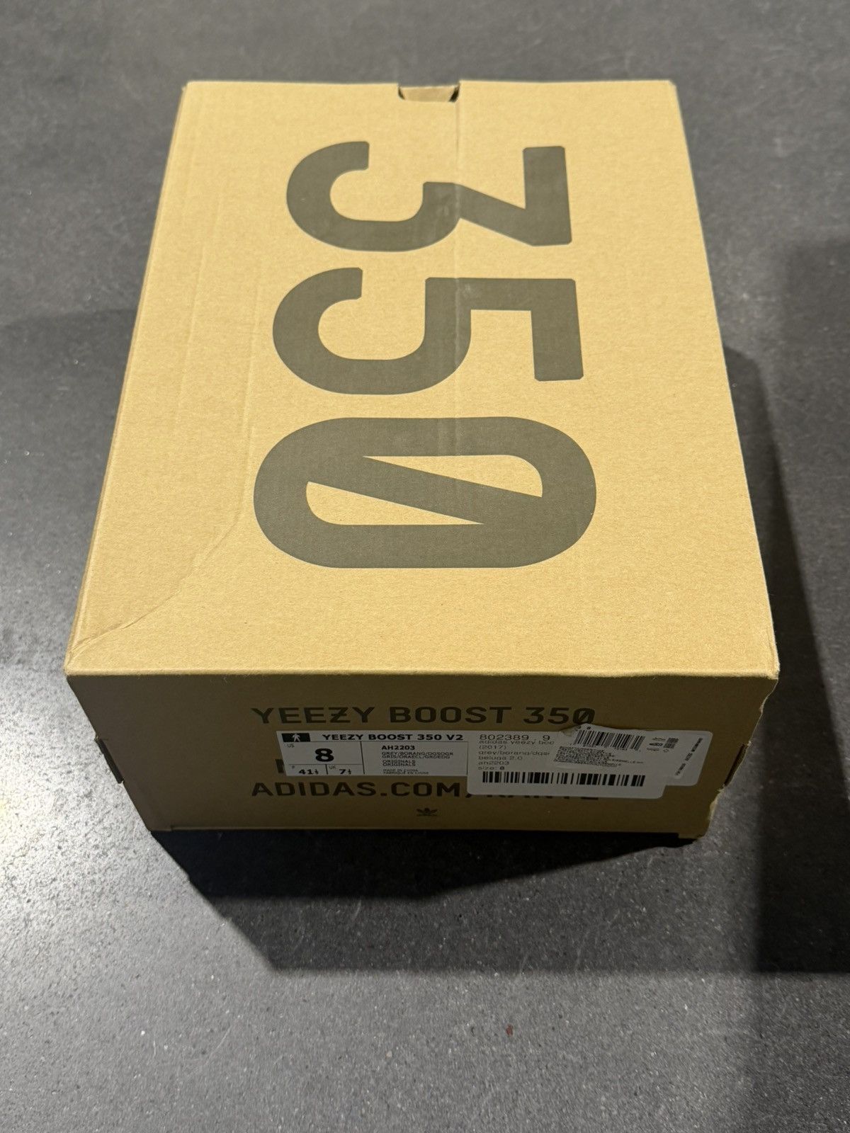 Yeezy YEEZY beluga 2.0 Size US 8 / EU 41 - 7 Thumbnail