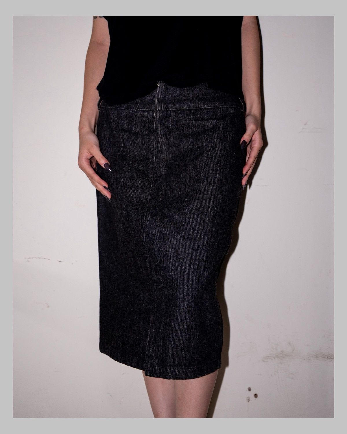 Gucci Gucci by Tom Ford S/S2002 denim pencil skirt Size 27" / US 4 / IT 40 - 1 Thumbnail