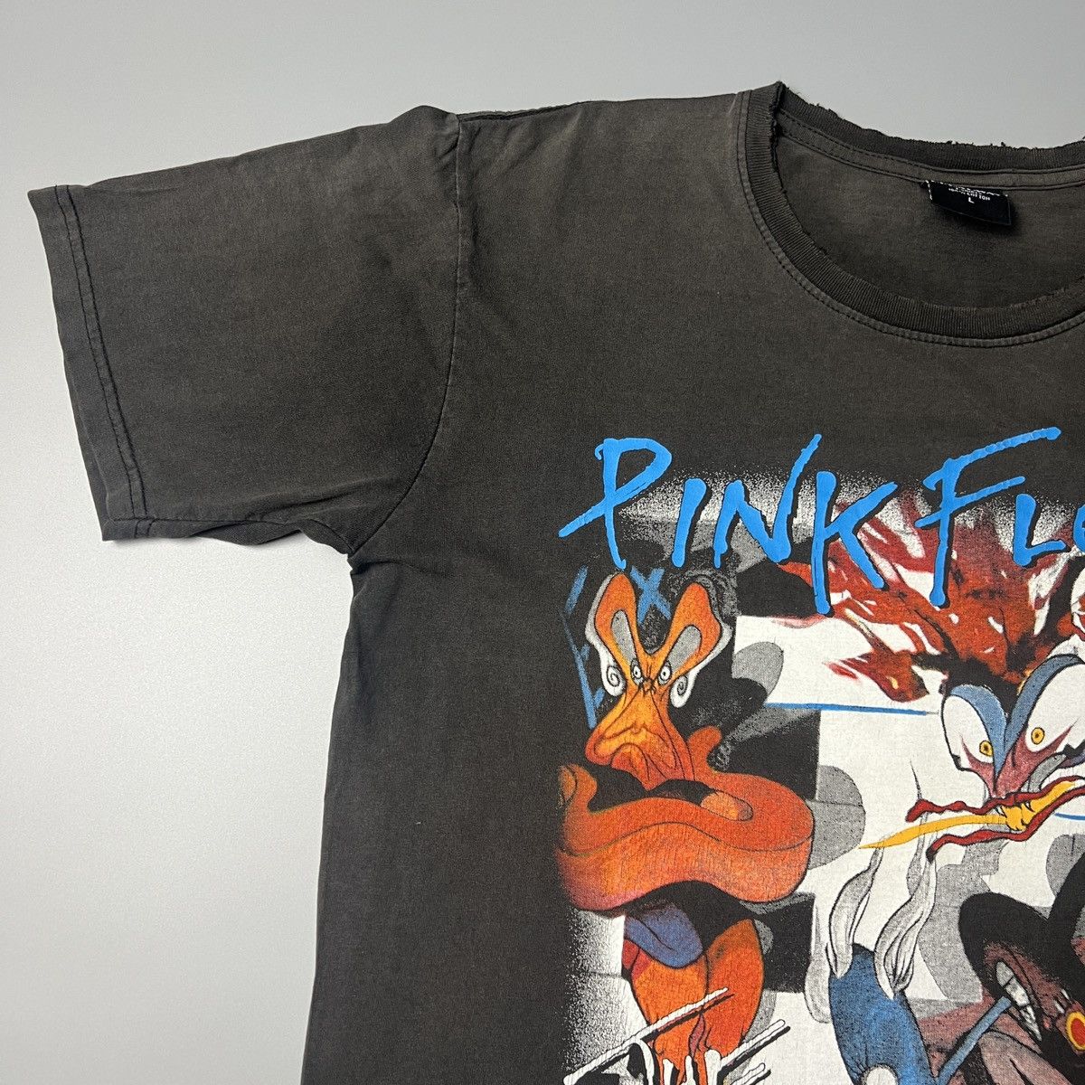 Vintage Pink Floyd The Wall Sun Faded Distressed Band Tee