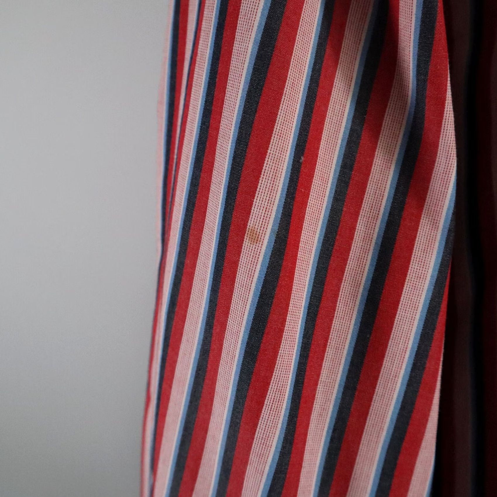 Chaps Chaps Shirt Mens Medium Easy Care Casual Button Down Red Striped Long Sleeve Shirt Mens Regular Red Striped Button-Up Colar Down Size US M / EU 48-50 / 2 - 5 Thumbnail