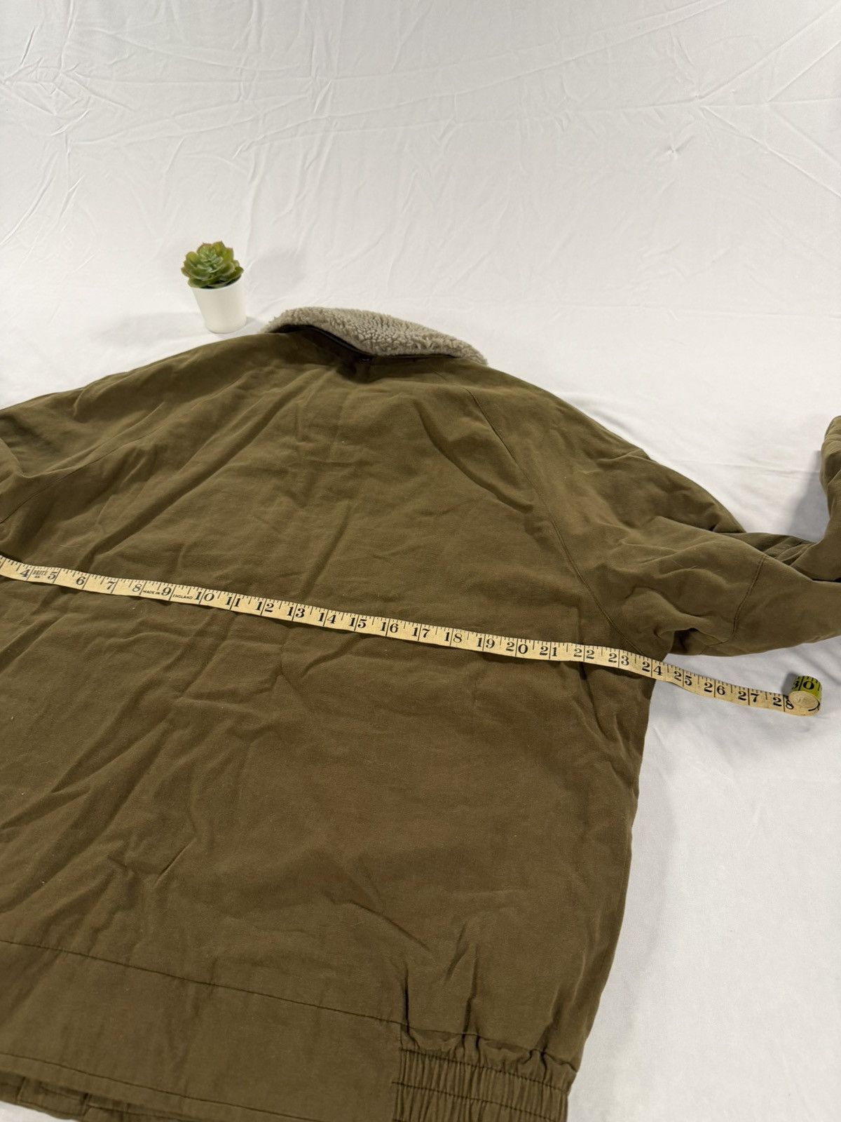 Burberry VTG Burberry Bomber Coat Faux Fur Collar Size M / 18 Olive Size US M / EU 48-50 / 2 - 12 Thumbnail
