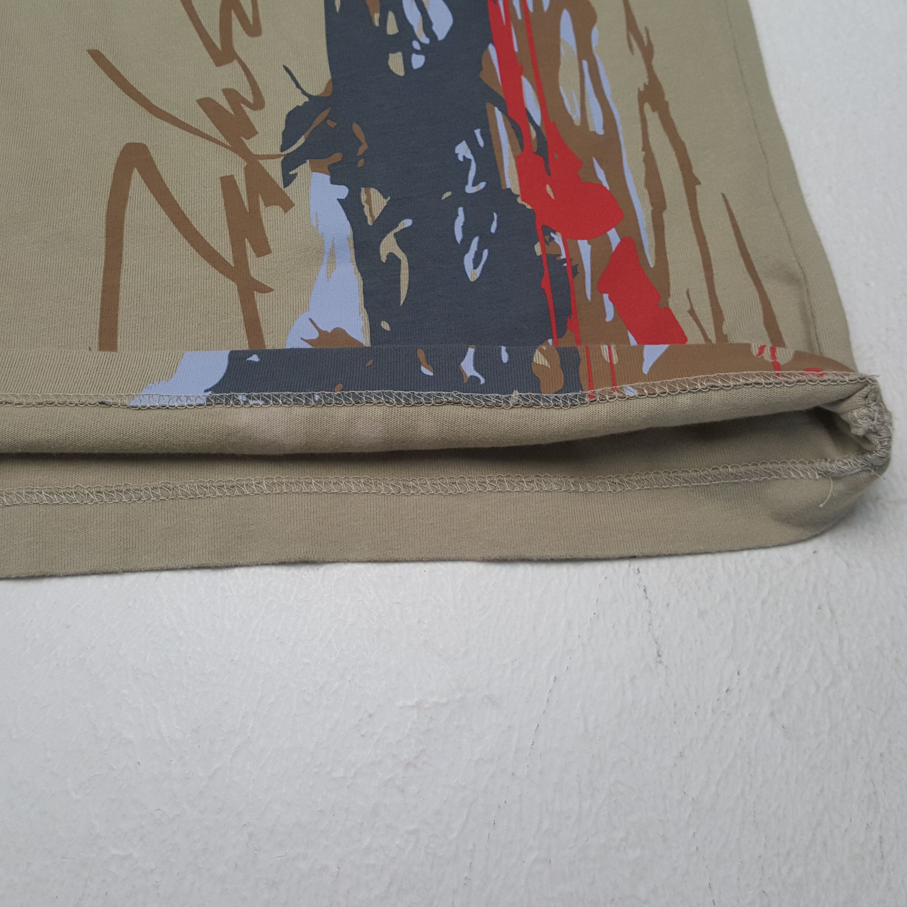 Uniqlo Uniqlo Futura Abstract Expressionist Japanese Tshirt RR17 Size US M / EU 48-50 / 2 - 6 Thumbnail