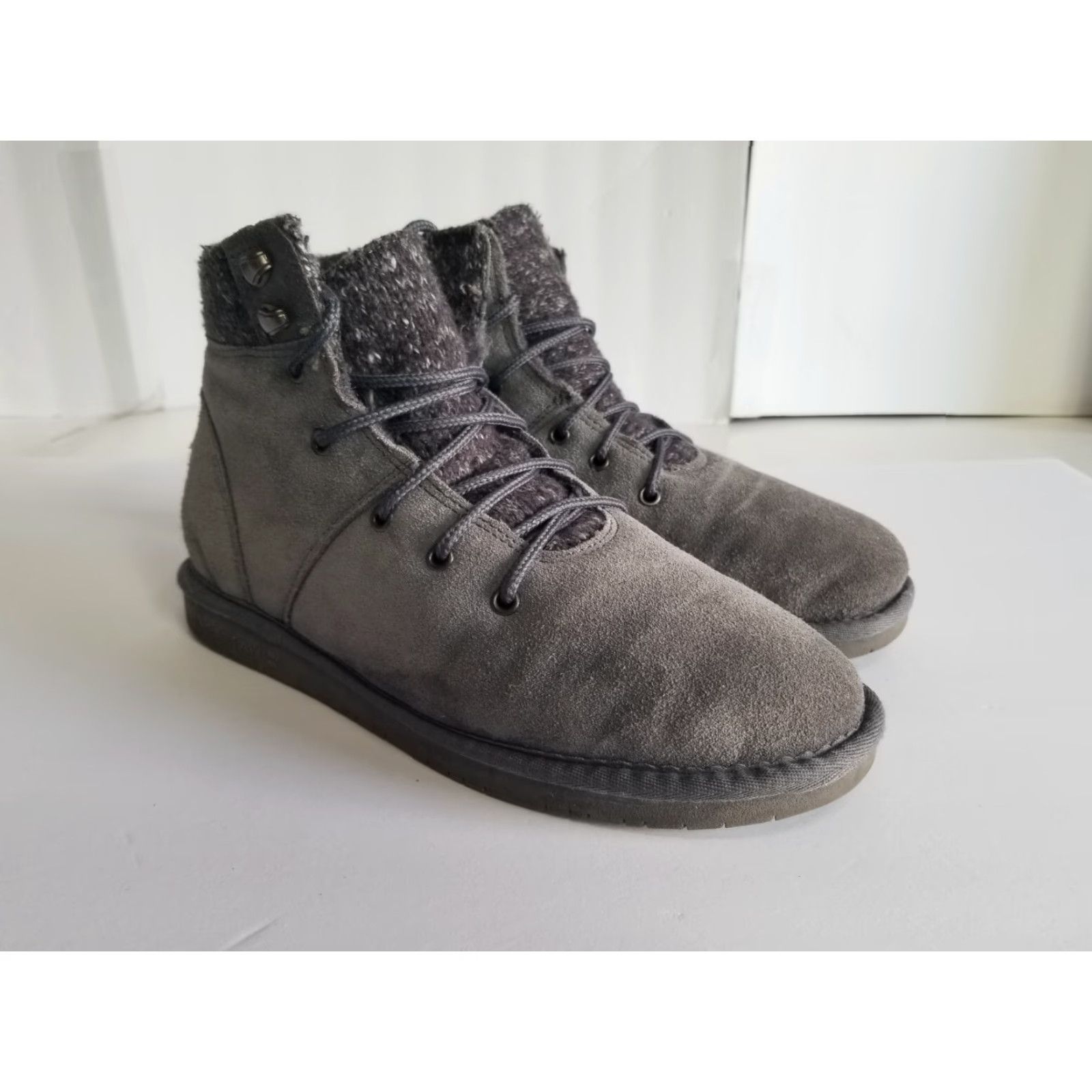 Vintage BEARPAW Womens Macie Wool Lined Boot Gray Suede Lace Up Booties, US Size 9, Ankle, Flat Heel, Boot, Boots, Winter, Fall, Womens Size US 9 / IT 39 - 2 Thumbnail