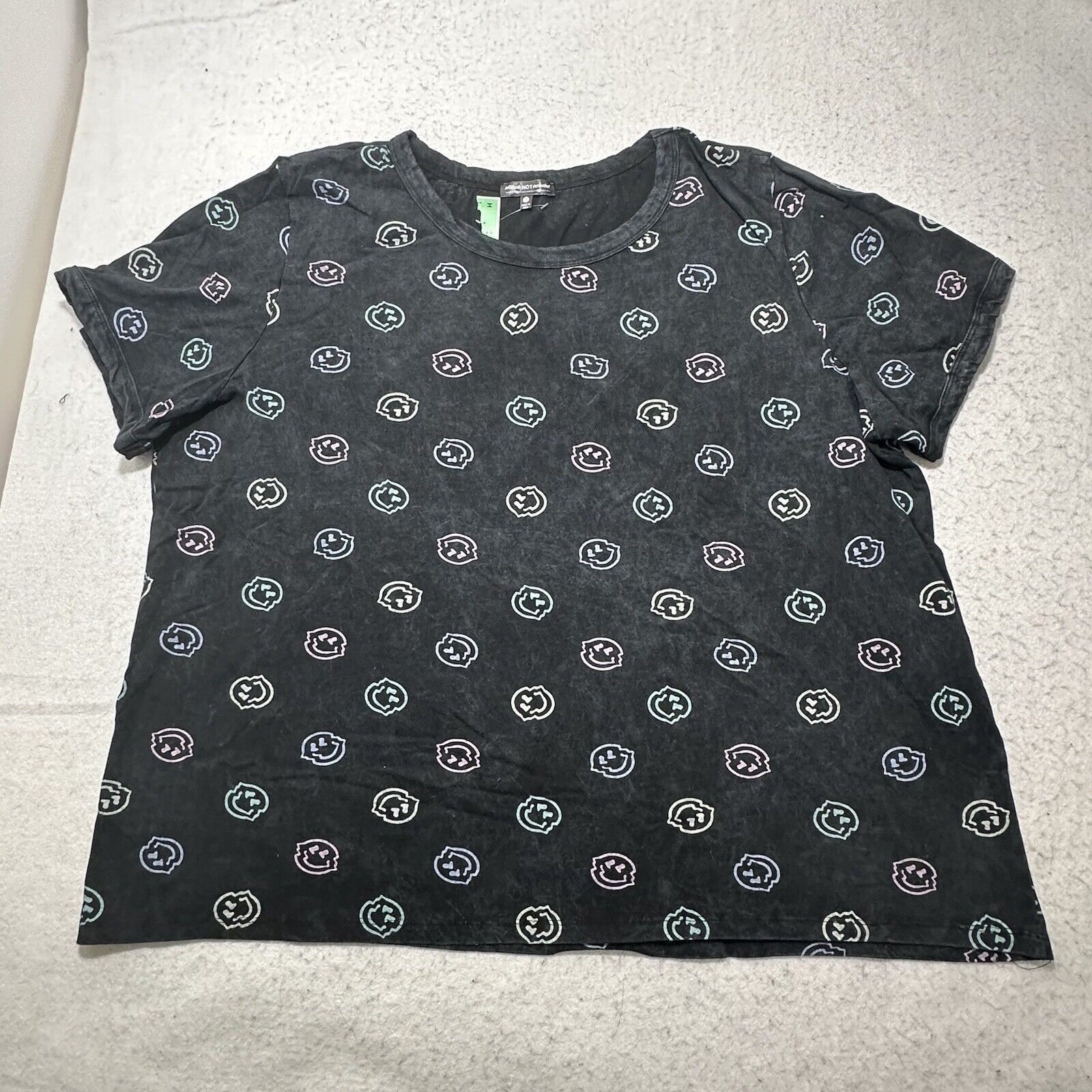 Other Attitude Not Include 3X Black Smiley Face Graphic T-Shirt Size 3XL / US 20-22 - 1 Thumbnail