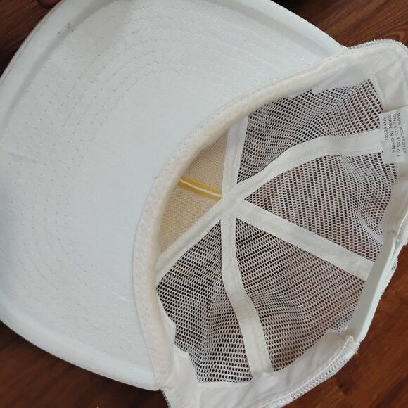 Other Deadstock Vintage Fitzgeralds Hotel & Casino Trucker Hat Size ONE SIZE - 4 Thumbnail