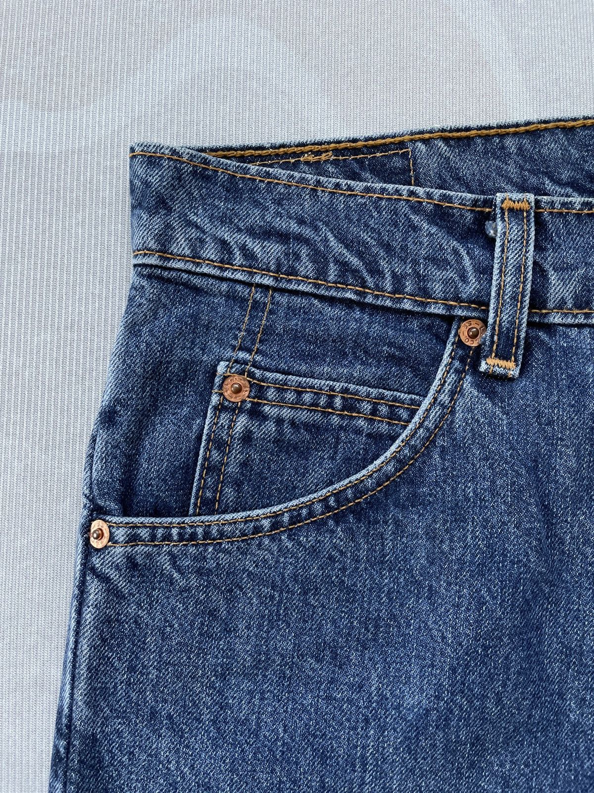 Levi's Vintage Levis 607 (LG117) Size US 30 / EU 46 - 5 Thumbnail