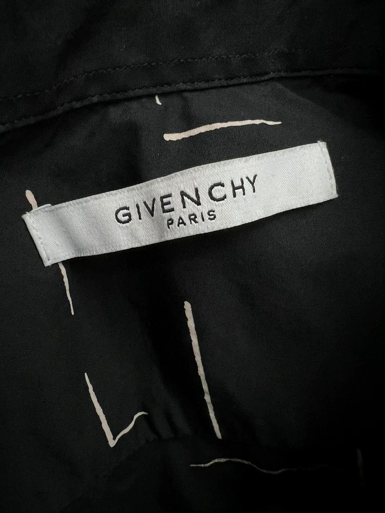 Givenchy Givenchy Men's Shirt Size US L / EU 52-54 / 3 - 4 Thumbnail