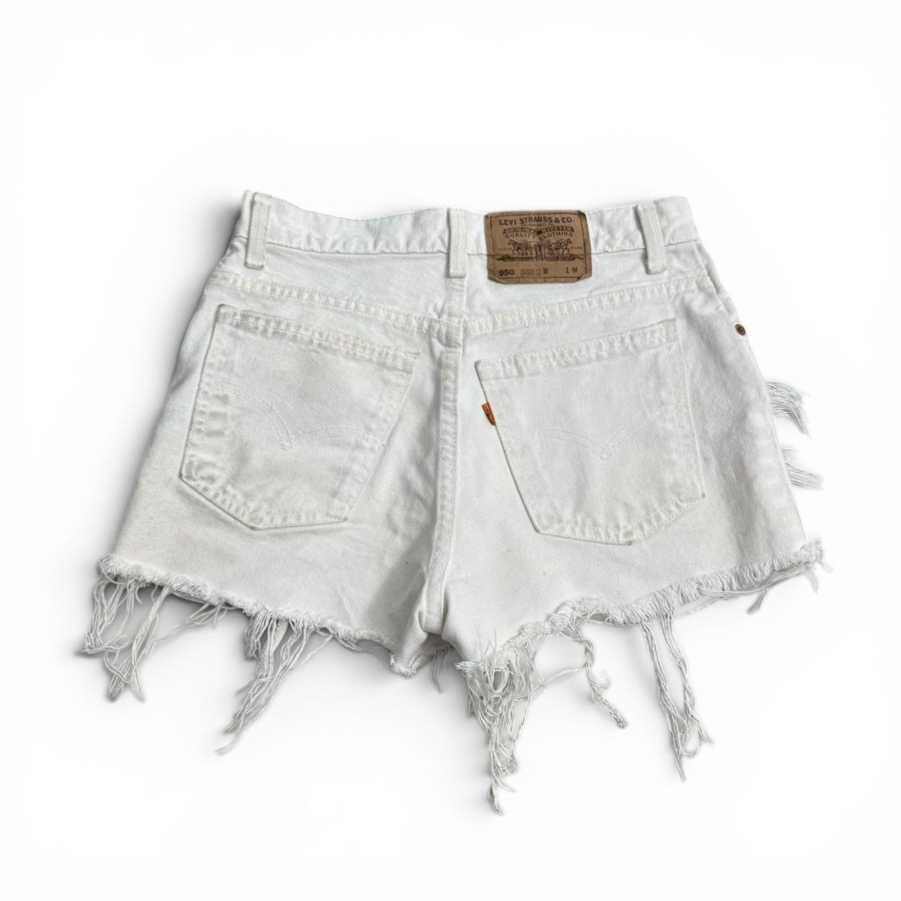 Levi's Vintage Clothing Vintage Levi 950 Distressed White Denim Shorts Size 28" / US 6 / IT 42 - 1 Thumbnail