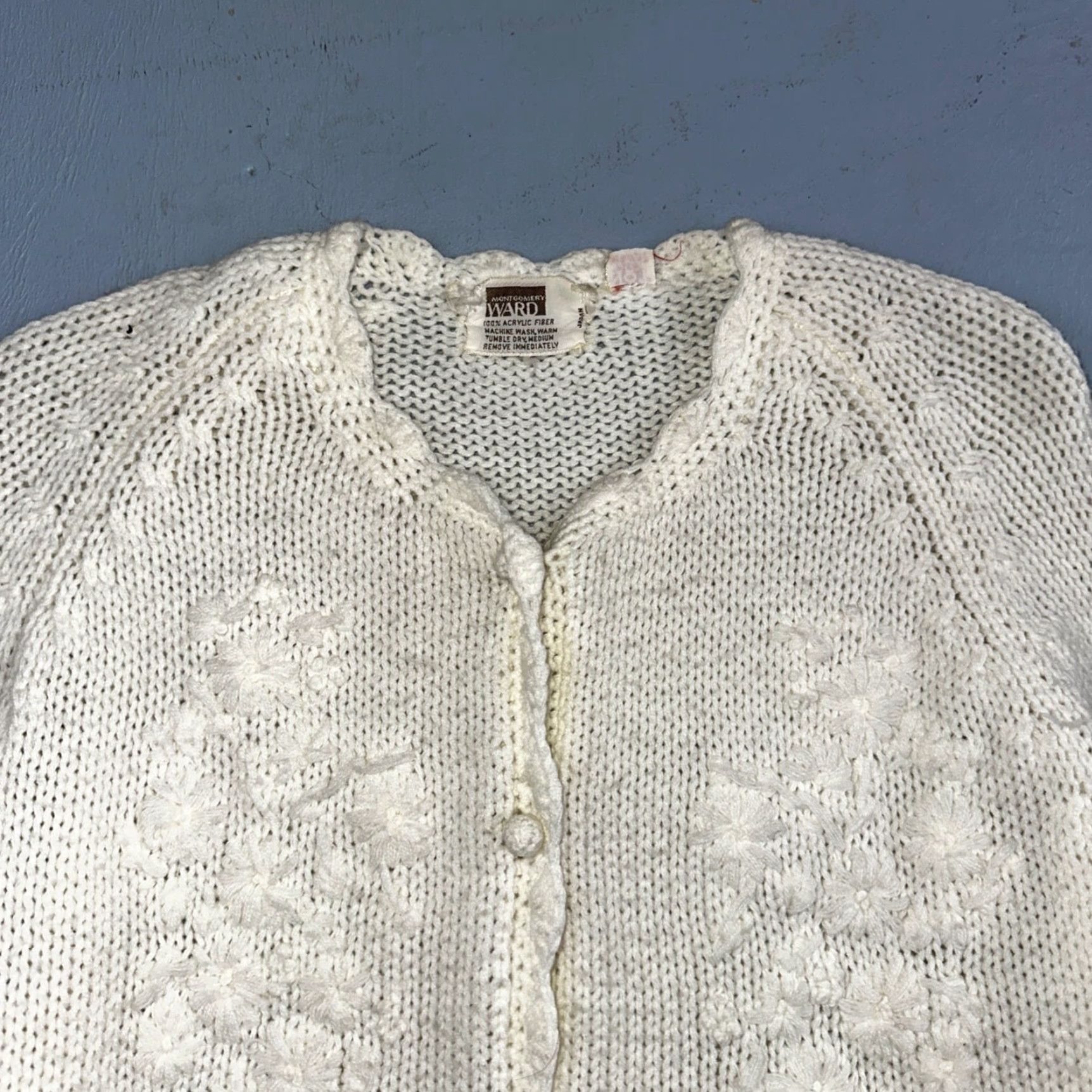 Vintage VINTAGE Montgomery Ward Cardigan Sweater Button Knit 70s 80s Women M White Size M / US 6-8 / IT 42-44 - 3 Thumbnail