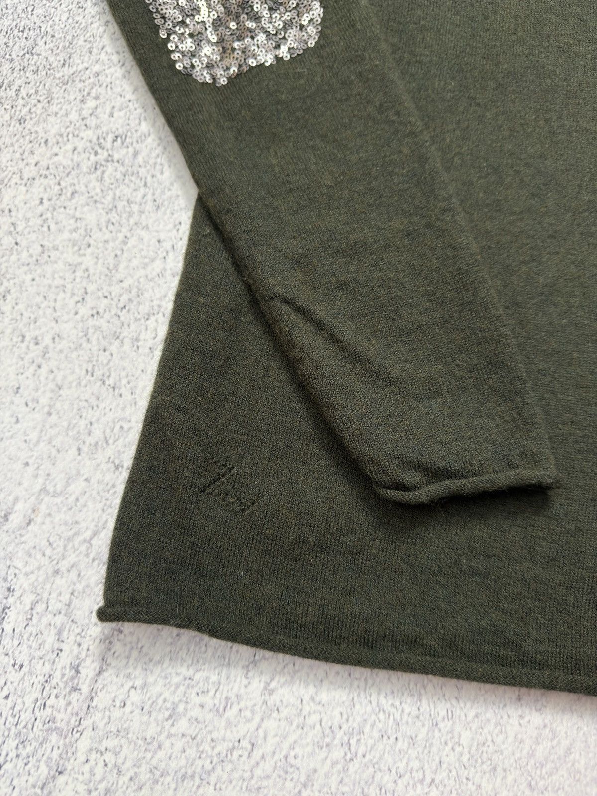 Zadig & Voltaire Zadig & Voltaire Nosfa Patch Cashmere Blend V-Neck Sweater Size M / US 6-8 / IT 42-44 - 4 Thumbnail