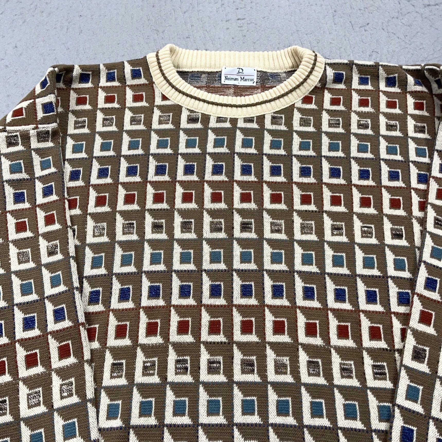 Neiman Marcus VINTAGE Neiman Marcus Grandpa Sweater Mens L Crewneck Beige 90s Geometric Knit Pullover Size US L / EU 52-54 / 3 - 2 Thumbnail