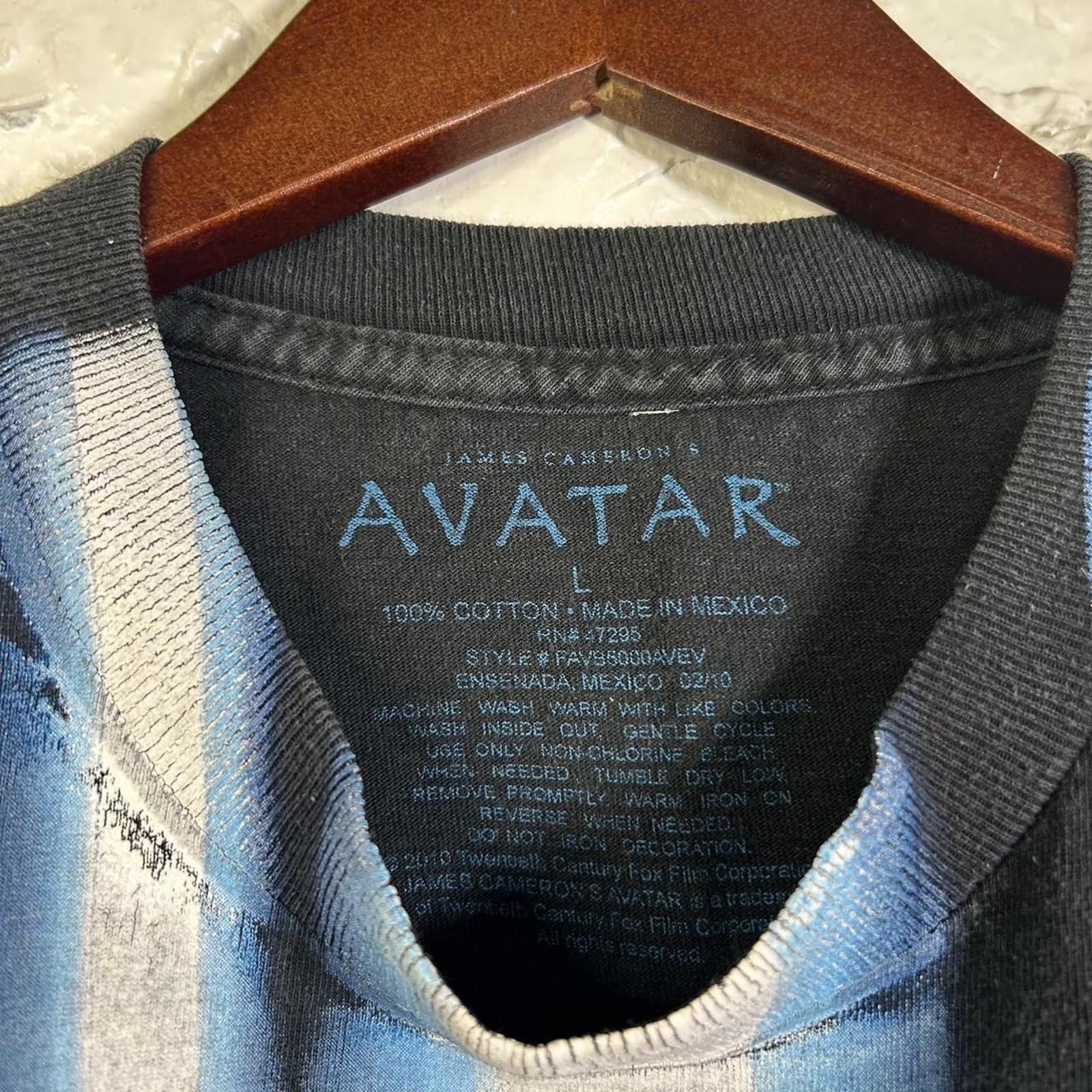 Other 2009 Avatar AOP Movie Promo T-shirt Size Small Size US S / EU 44-46 / 1 - 3 Thumbnail