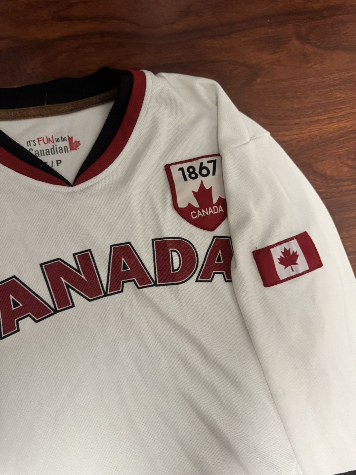 NHL Canada Hockey Jersey Size US S / EU 44-46 / 1 - 3 Thumbnail