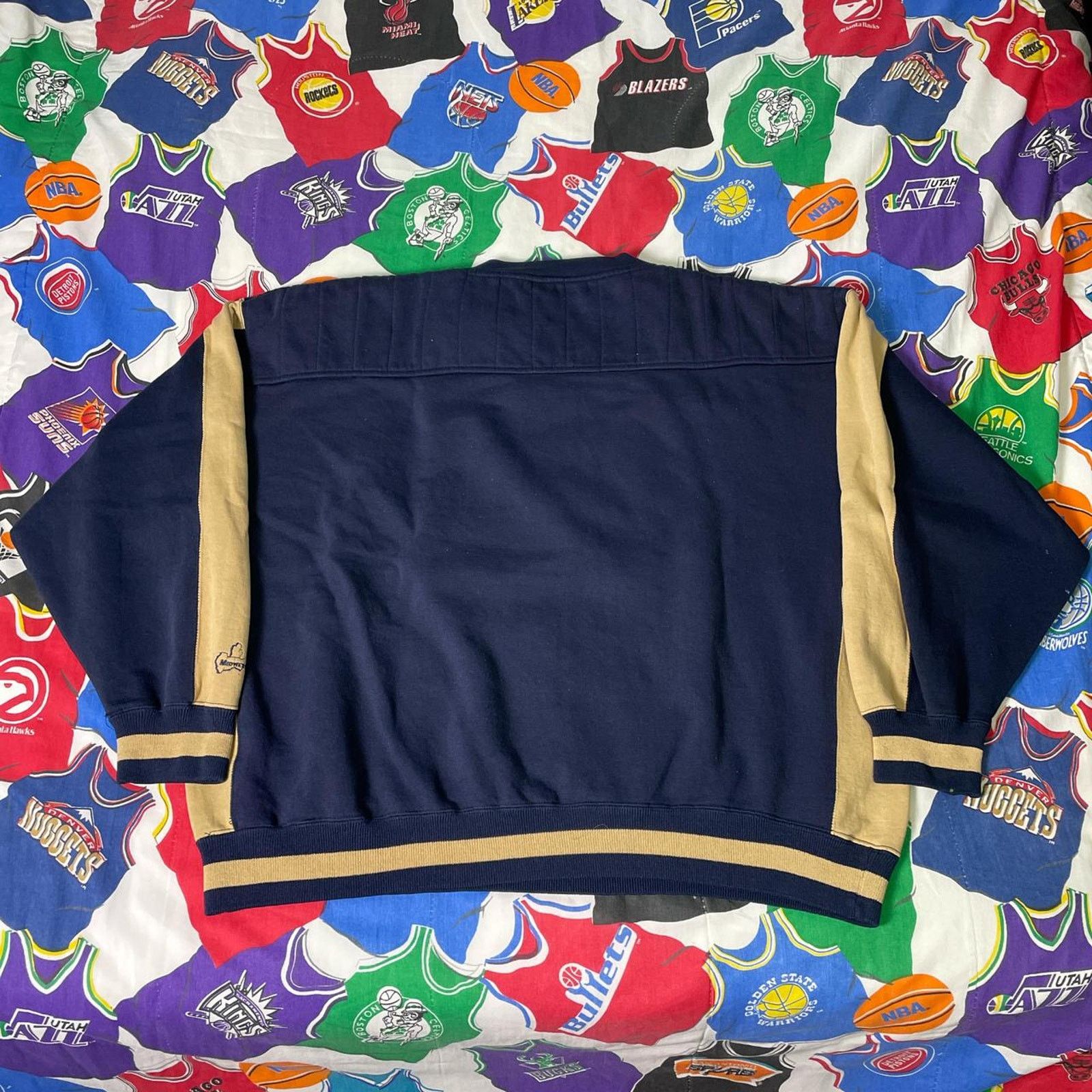 NCAA × Vintage Vintage 90s NCAA Notre Dame Fighting Irish Football Crewneck Size US XXL / EU 58 / 5 - 2 Thumbnail