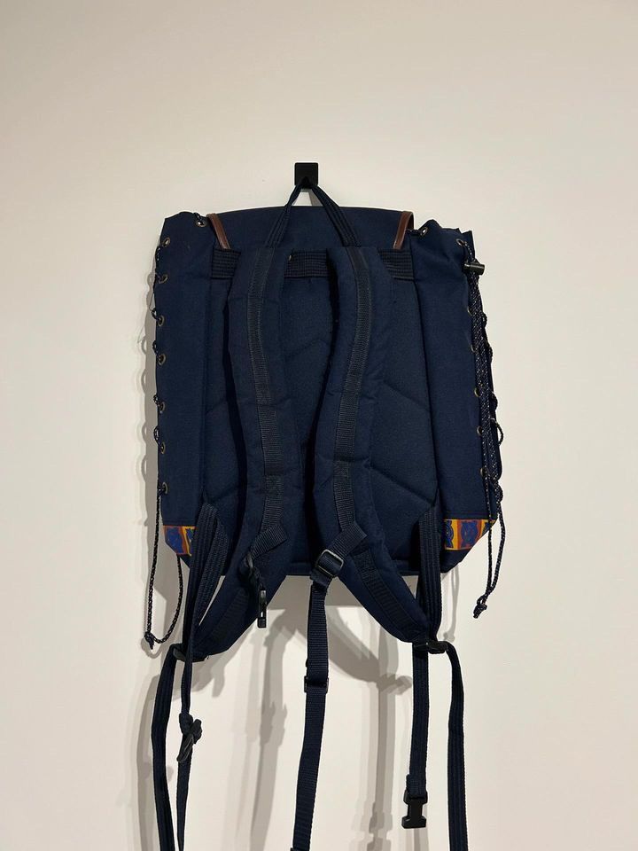 Vintage Unique blue backpack from Norway Size ONE SIZE - 2 Thumbnail