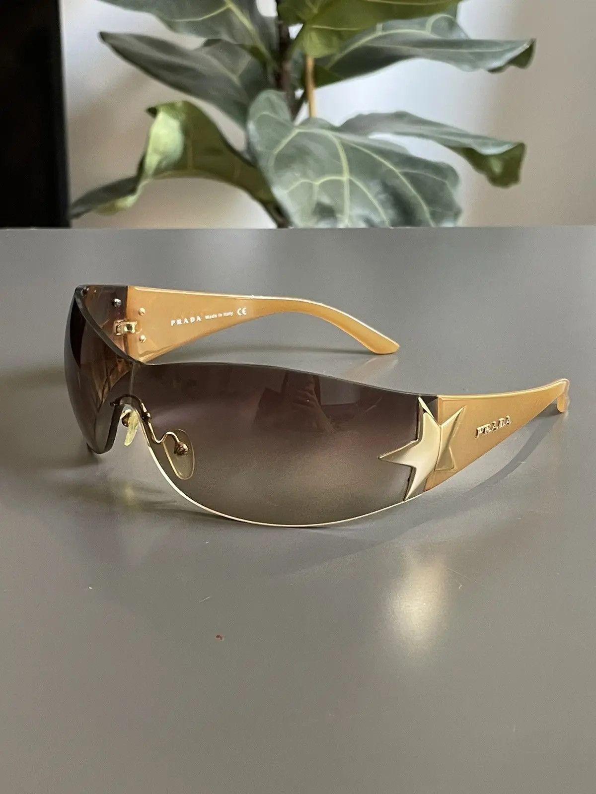 Prada PRADA Sunglasses Star Sport Red Tab Shield Mask Symbole Size ONE SIZE - 2 Thumbnail