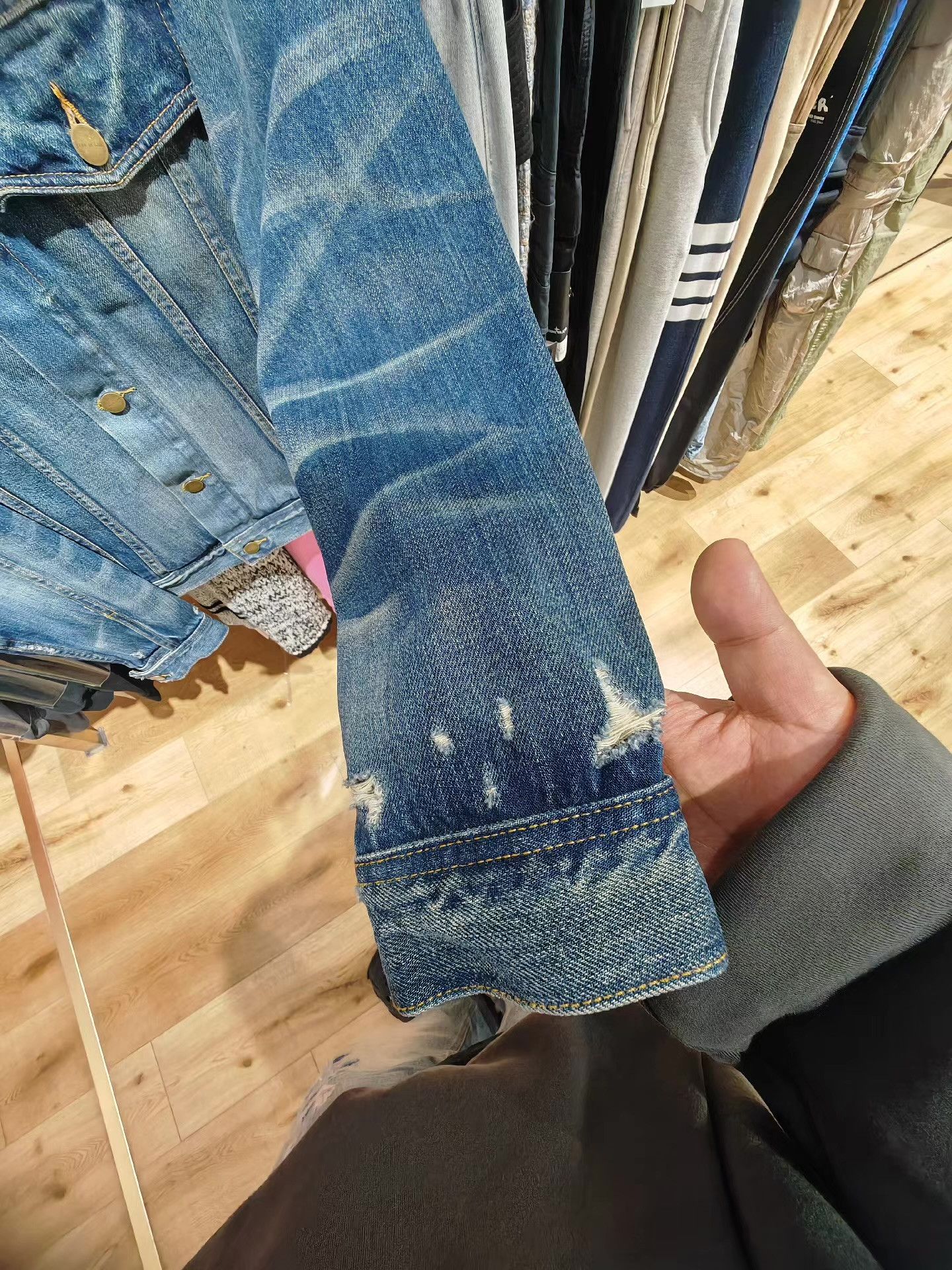 Fear of God Fear of God Mainline Denim Trucker Jacket 3 Year Wash Q15 Size US M / EU 48-50 / 2 - 4 Thumbnail