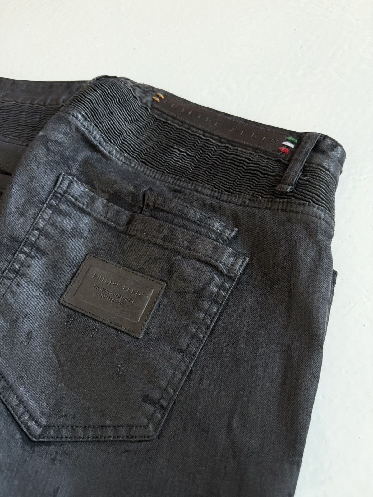 Philipp Plein Philipp Plein born&raised distressed waxed biker denim Size US 36 / EU 52 - 12 Thumbnail