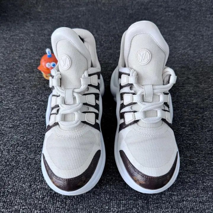 Louis Vuitton Louis Vuitton Archlight Low-Top Sport Sneakers -2508 Size US 6 / IT 36 - 2 Thumbnail