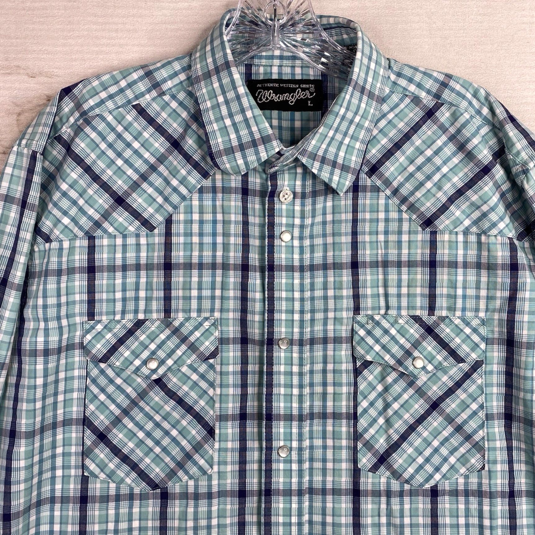 Wrangler Wrangler Pearl Snap Shirt Mens L Blue Plaid Western Long Sleeve Chest Pockets Vintage: No Size US L / EU 52-54 / 3 - 5 Thumbnail