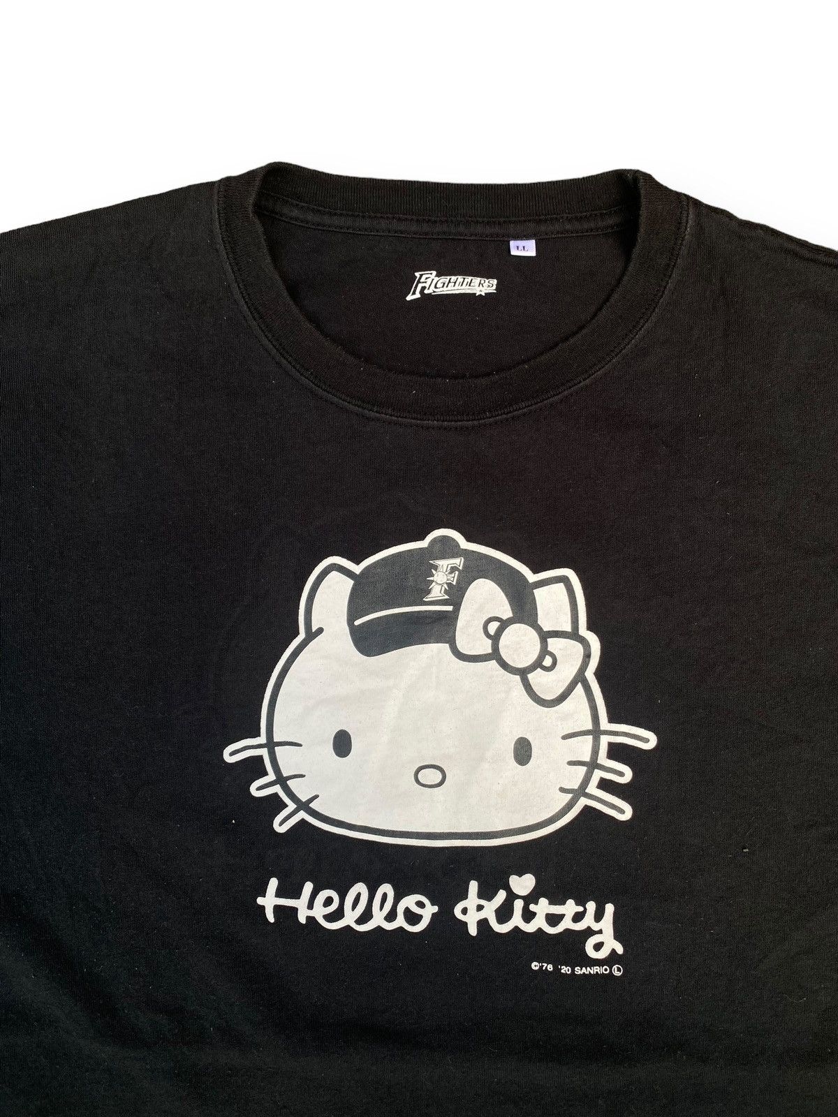 Anime Hello Kitty X Hokkaido Nippon-Ham Fighters Shirt. #C4 Size US XL / EU 56 / 4 - 4 Thumbnail