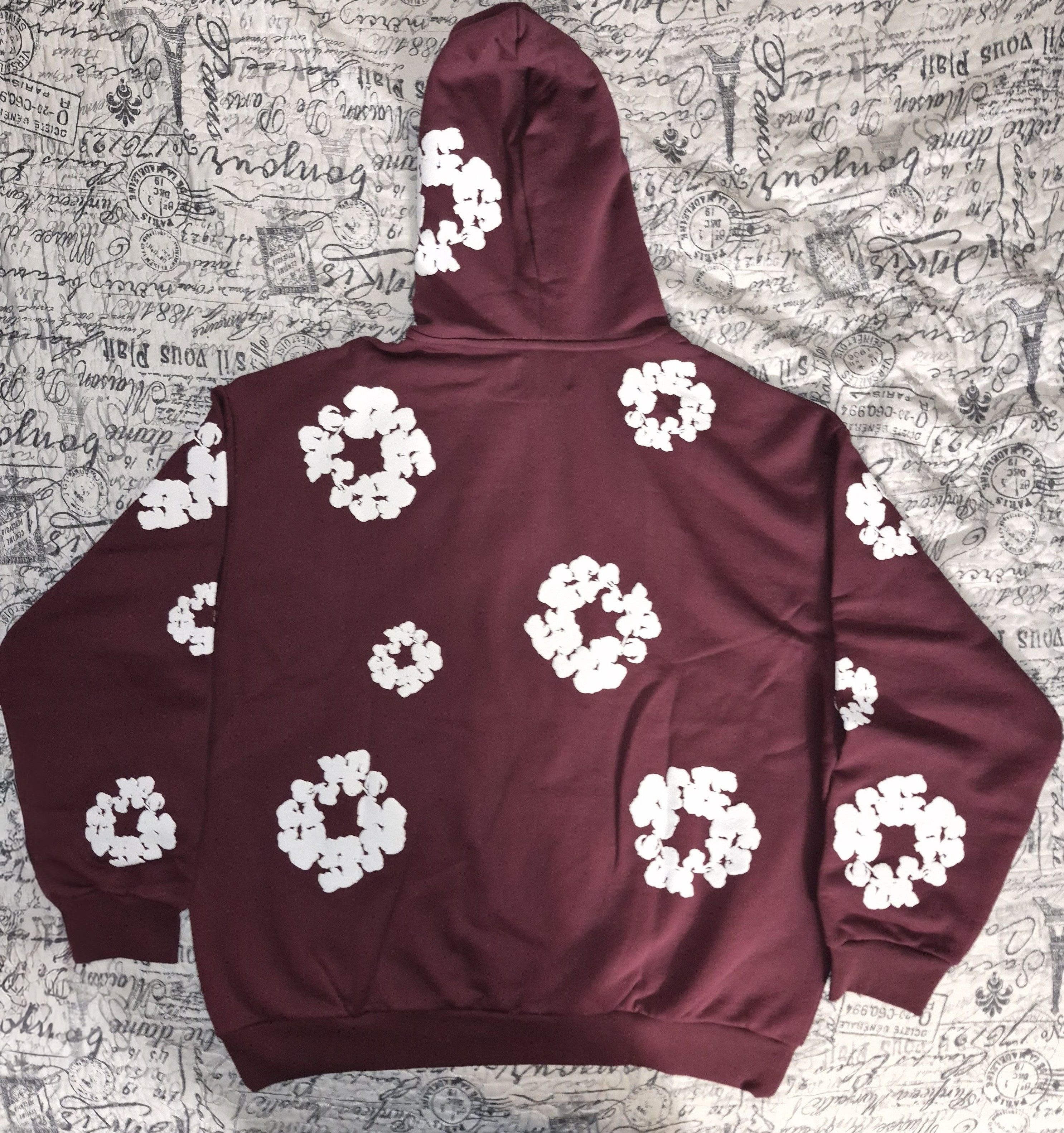 DENIM TEARS Cotton Wreath Hoodie Burgundy Size US XXL / EU 58 / 5 - 2 Thumbnail