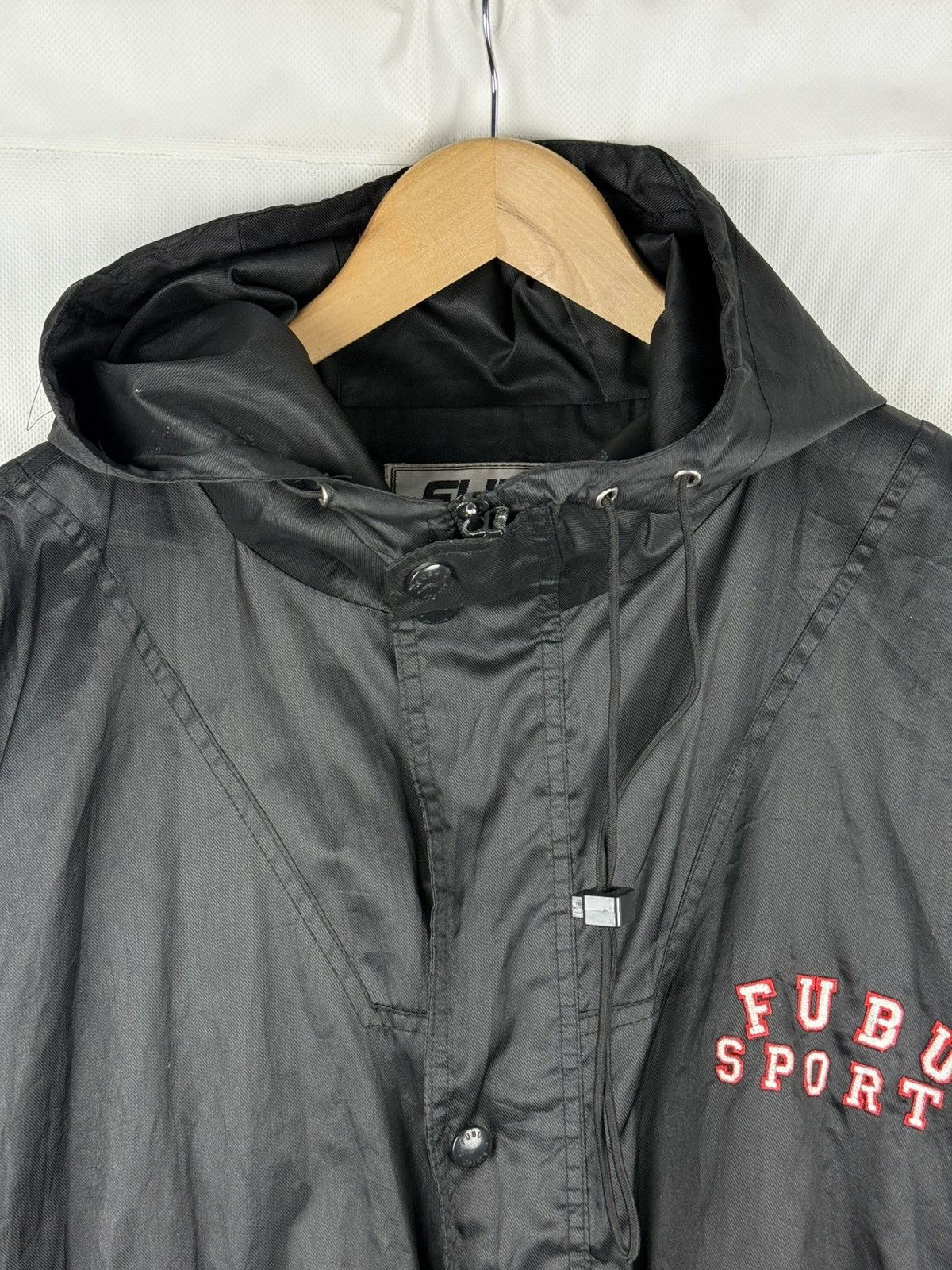 Fubu Fubu Sports Vintage Rap Big Logo Hooded Windbreaker Jacket Size US XXL / EU 58 / 5 - 6 Thumbnail