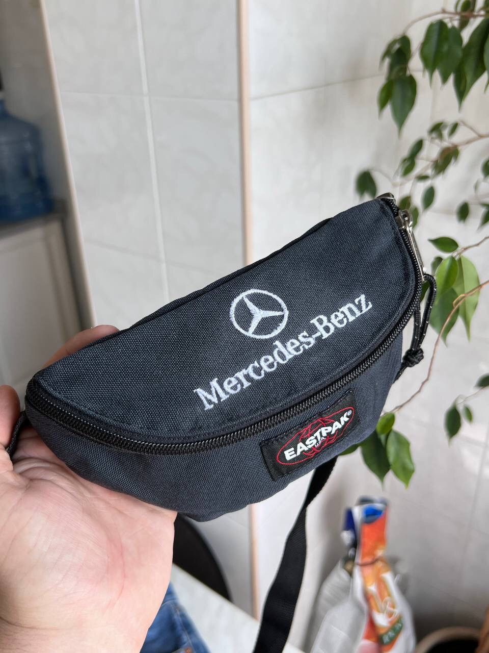 Vintage Mercedes Benz Vintage Belt Bag Messenger Gorpcore Y2K Racing Size ONE SIZE - 2 Thumbnail